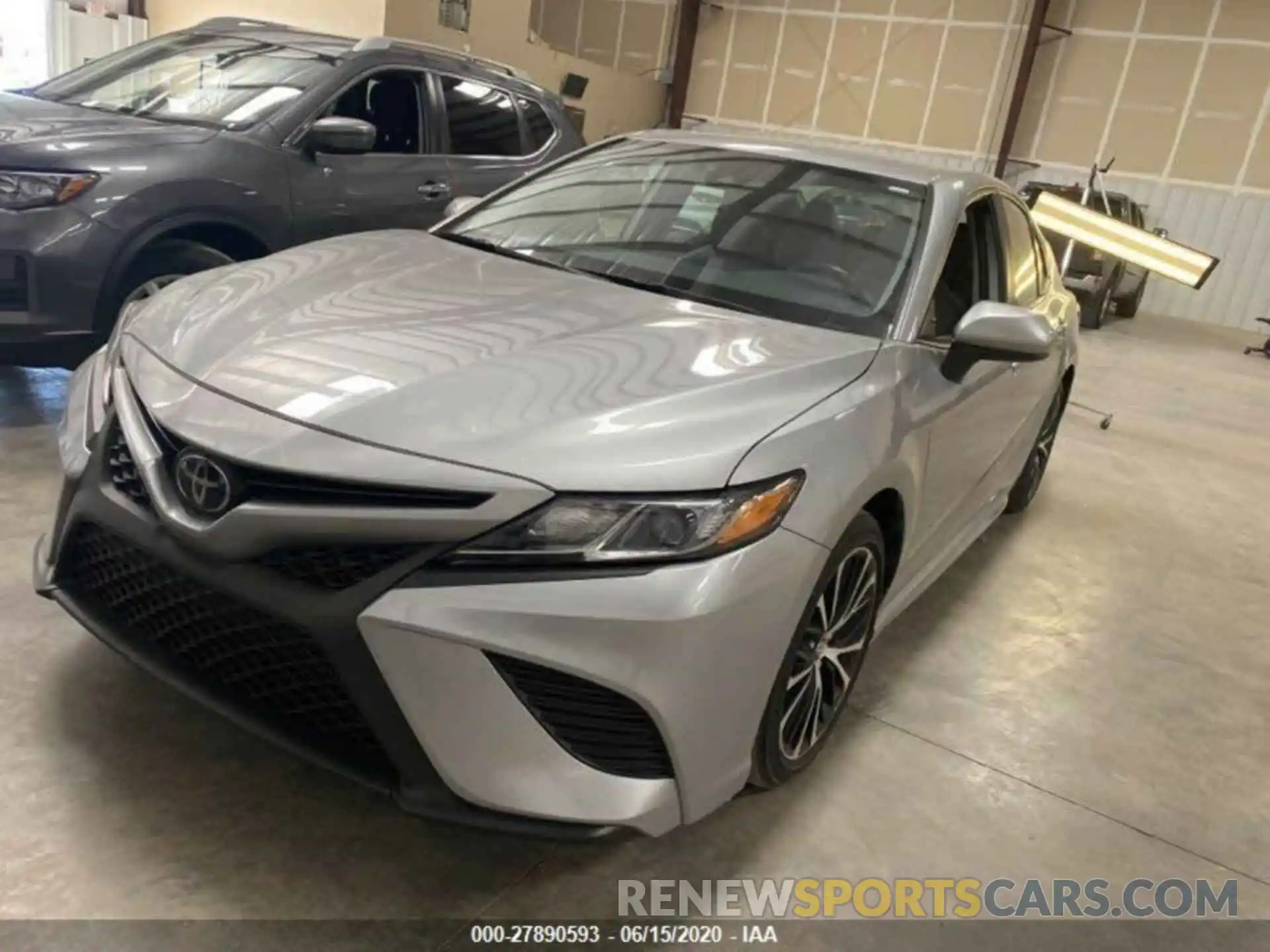 1 Photograph of a damaged car 4T1B11HKXKU228760 TOYOTA CAMRY 2019