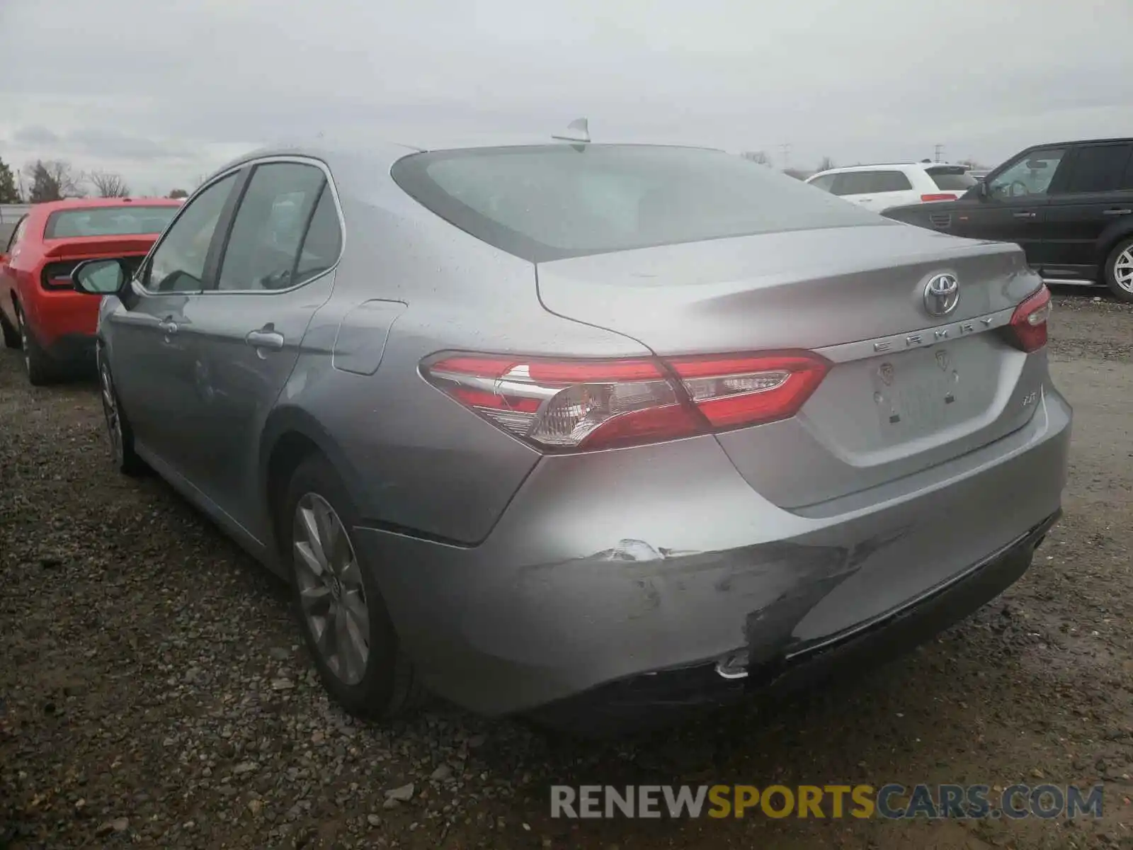 3 Photograph of a damaged car 4T1B11HKXKU229908 TOYOTA CAMRY 2019