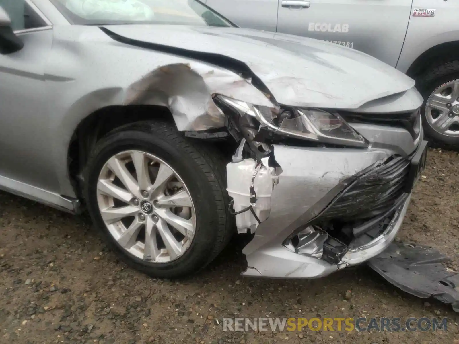 9 Photograph of a damaged car 4T1B11HKXKU229908 TOYOTA CAMRY 2019