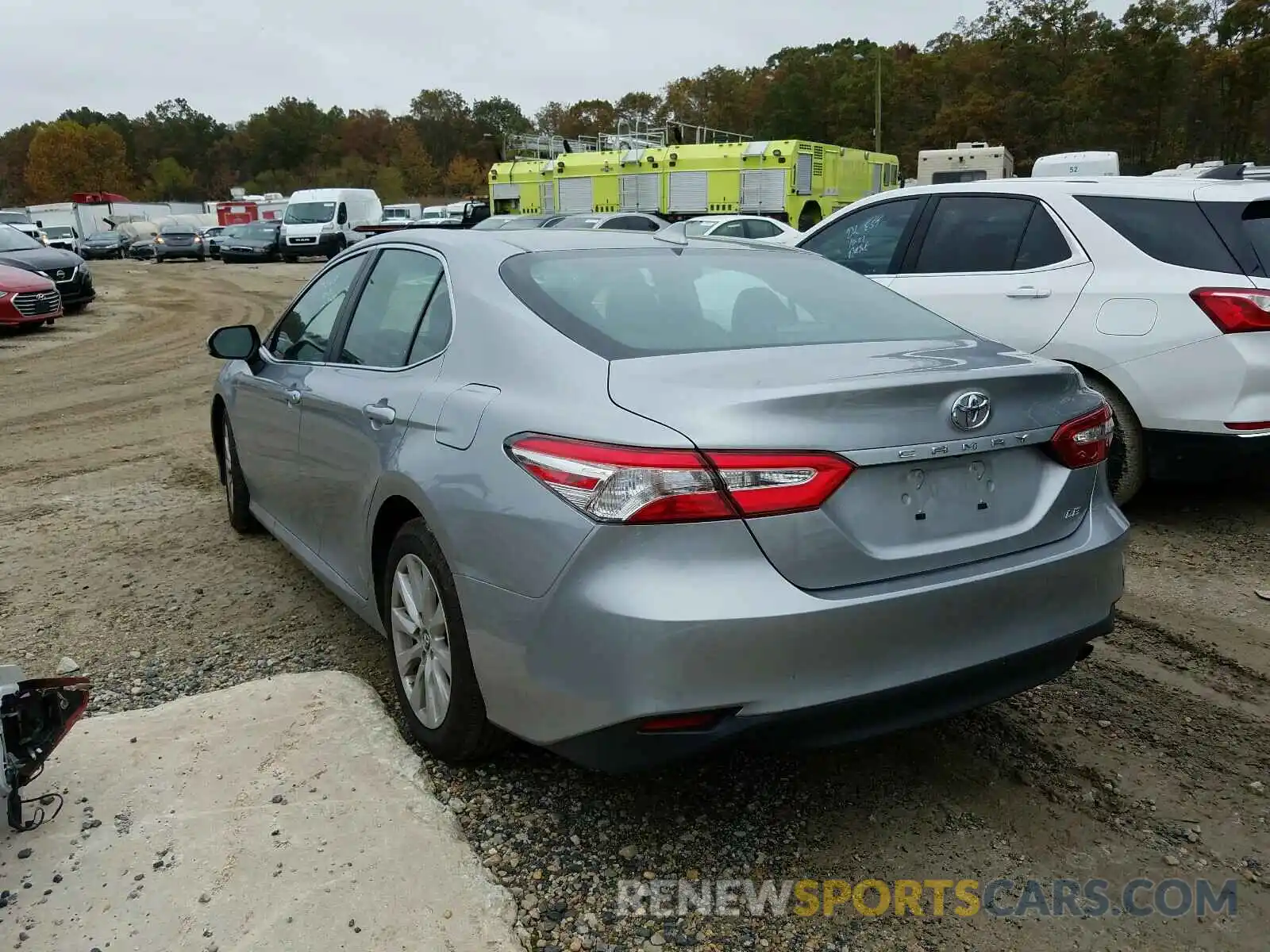 3 Photograph of a damaged car 4T1B11HKXKU230380 TOYOTA CAMRY 2019