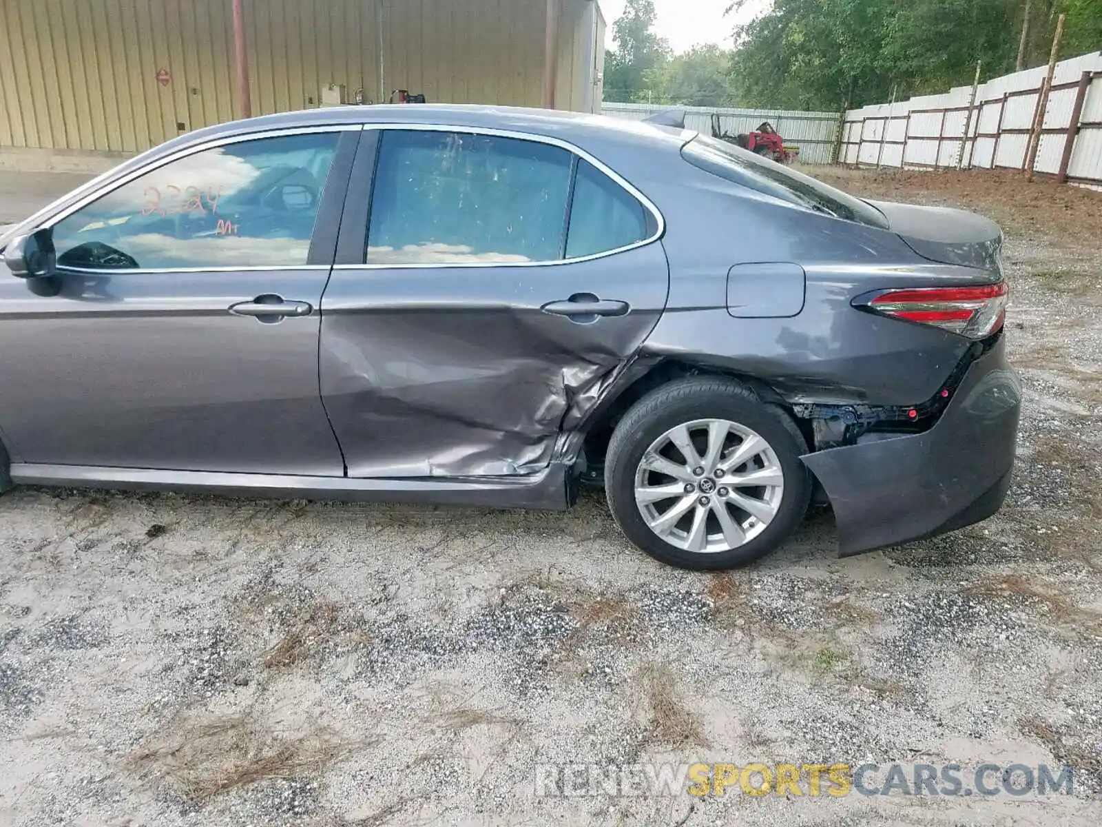 9 Photograph of a damaged car 4T1B11HKXKU232923 TOYOTA CAMRY 2019