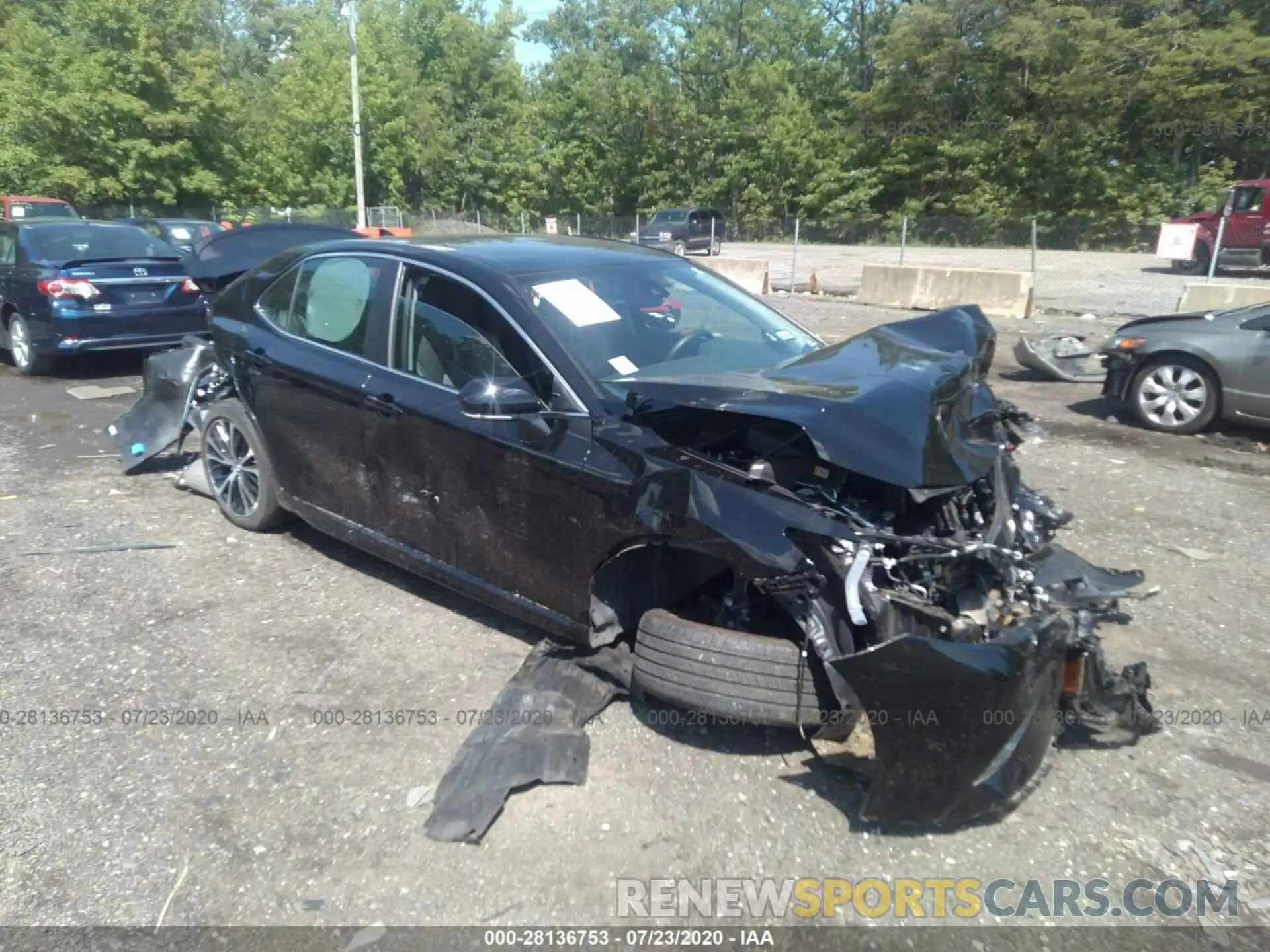 1 Photograph of a damaged car 4T1B11HKXKU234106 TOYOTA CAMRY 2019
