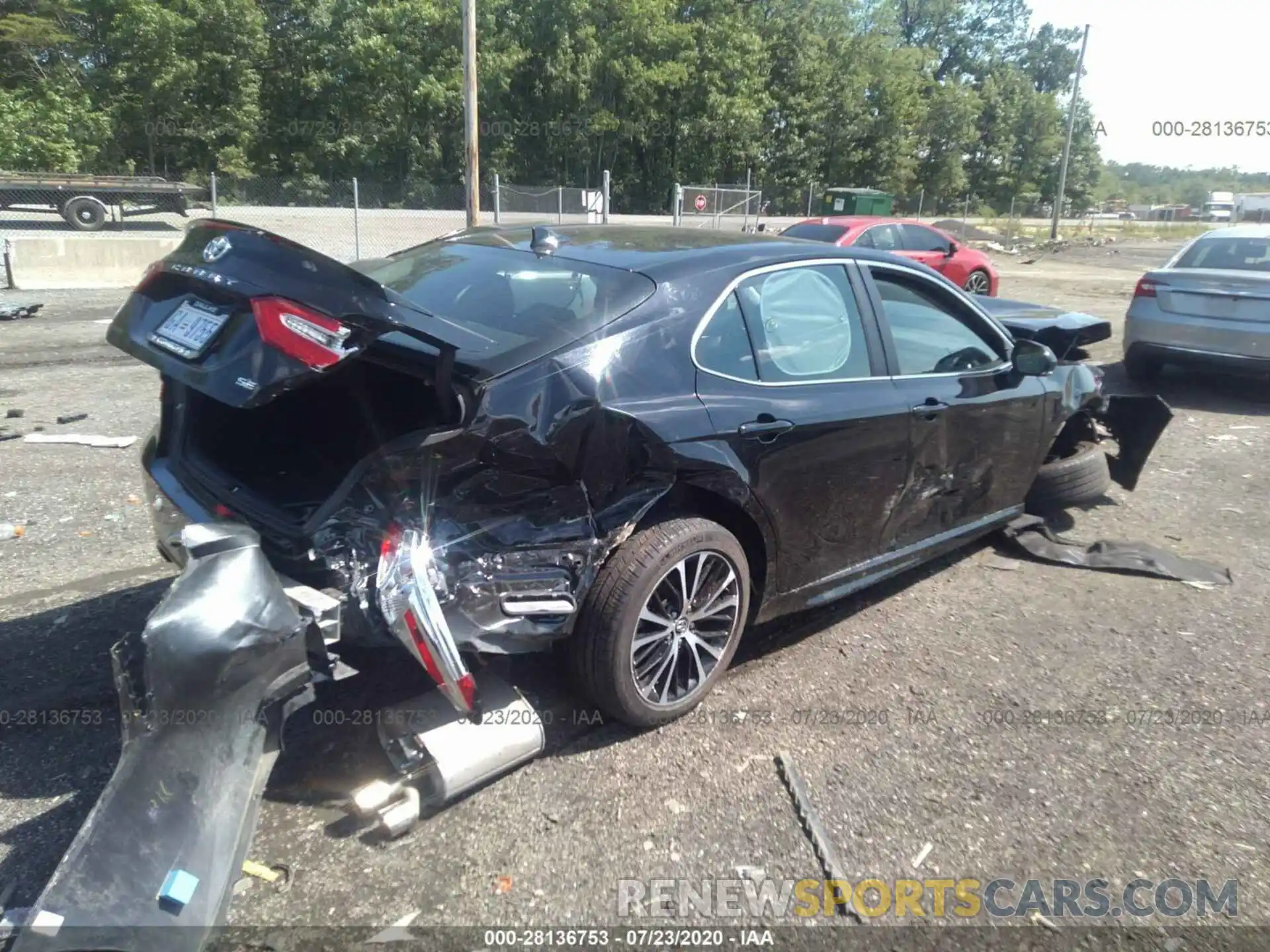 4 Фотография поврежденного автомобиля 4T1B11HKXKU234106 TOYOTA CAMRY 2019