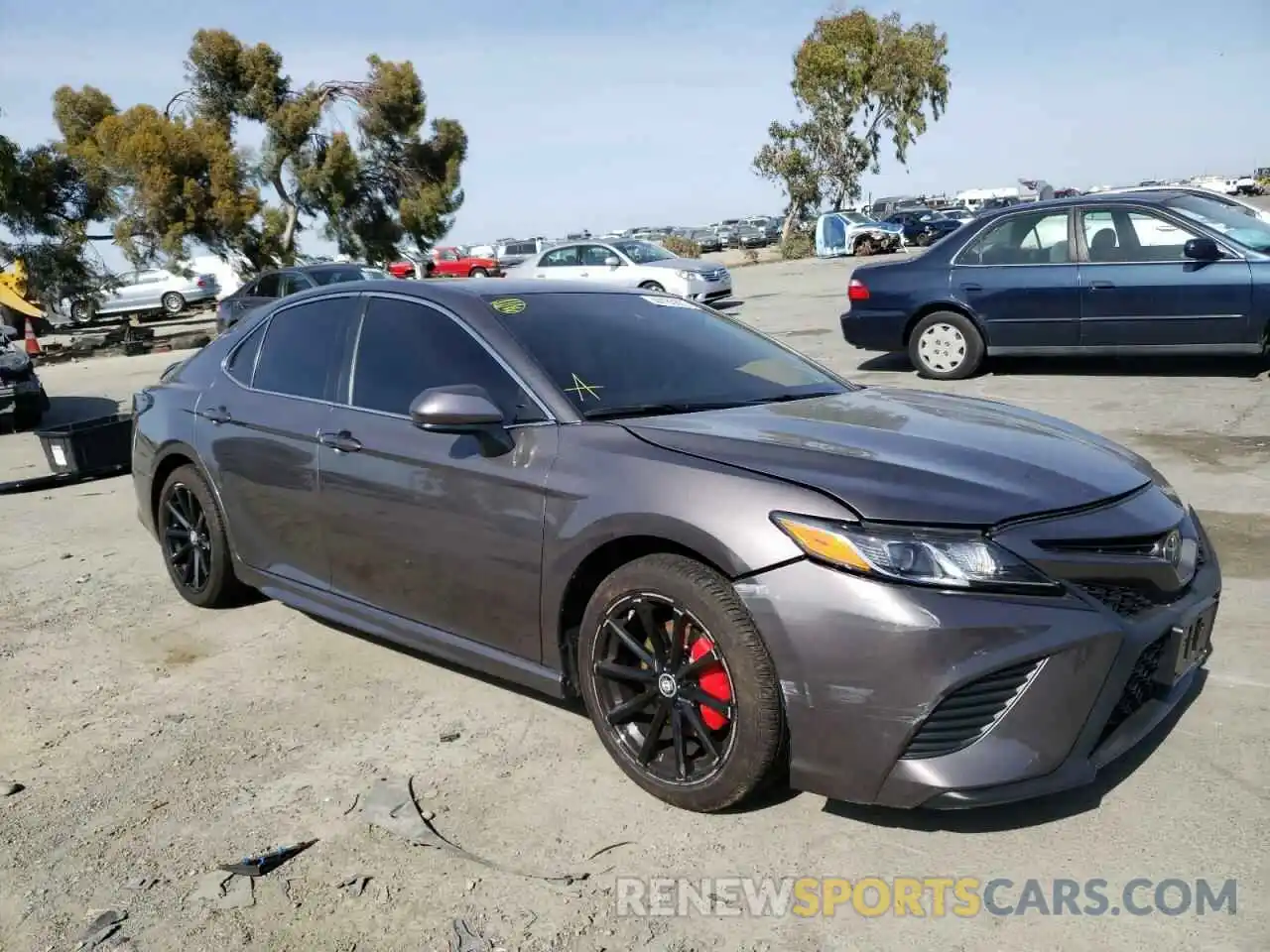 1 Photograph of a damaged car 4T1B11HKXKU234834 TOYOTA CAMRY 2019