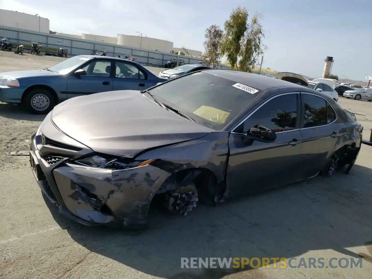 2 Photograph of a damaged car 4T1B11HKXKU234834 TOYOTA CAMRY 2019