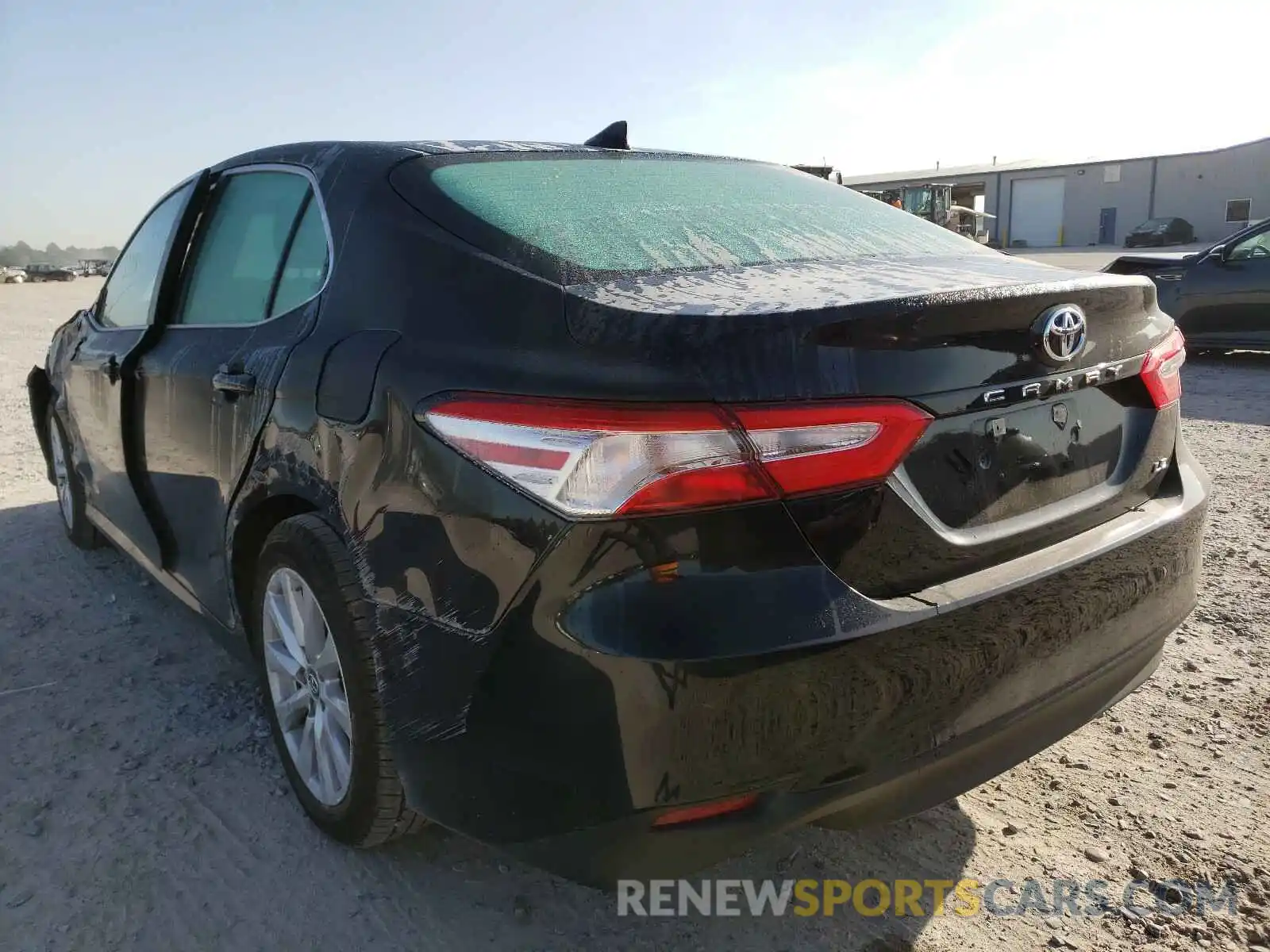 3 Photograph of a damaged car 4T1B11HKXKU235403 TOYOTA CAMRY 2019