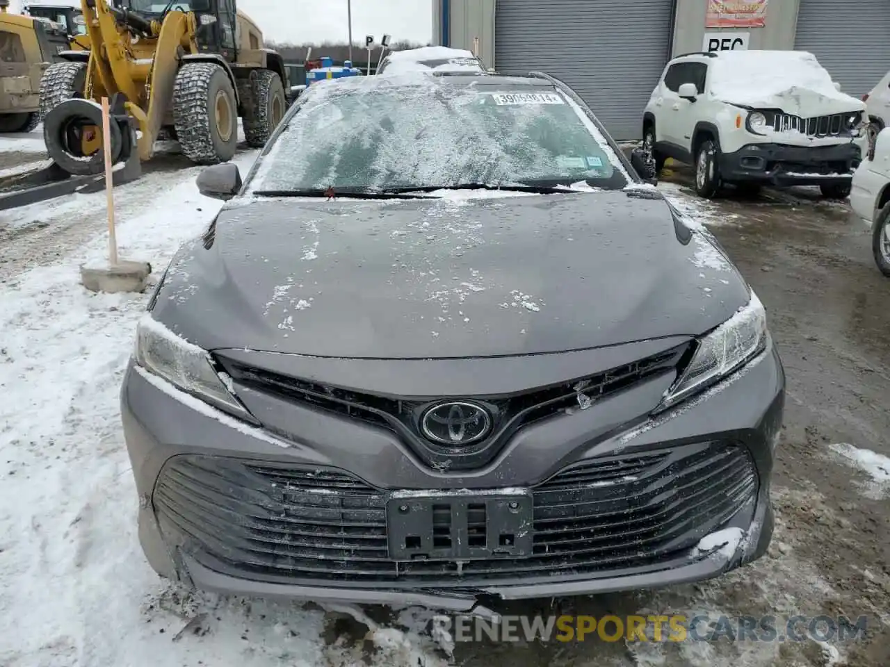 5 Photograph of a damaged car 4T1B11HKXKU235417 TOYOTA CAMRY 2019