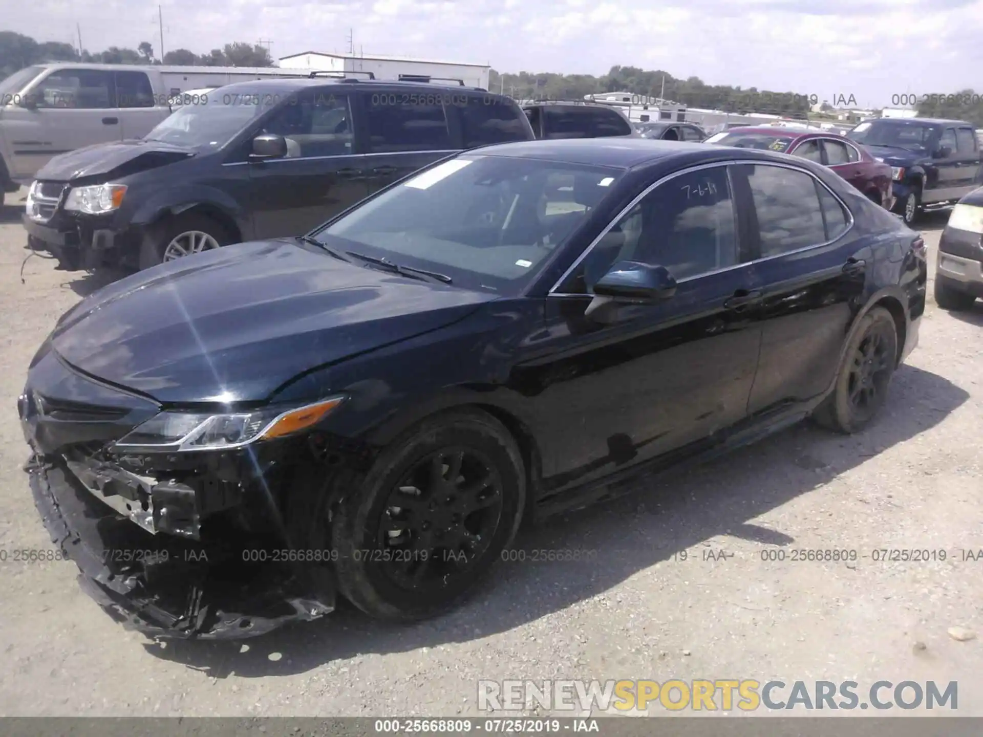 2 Photograph of a damaged car 4T1B11HKXKU235479 TOYOTA CAMRY 2019