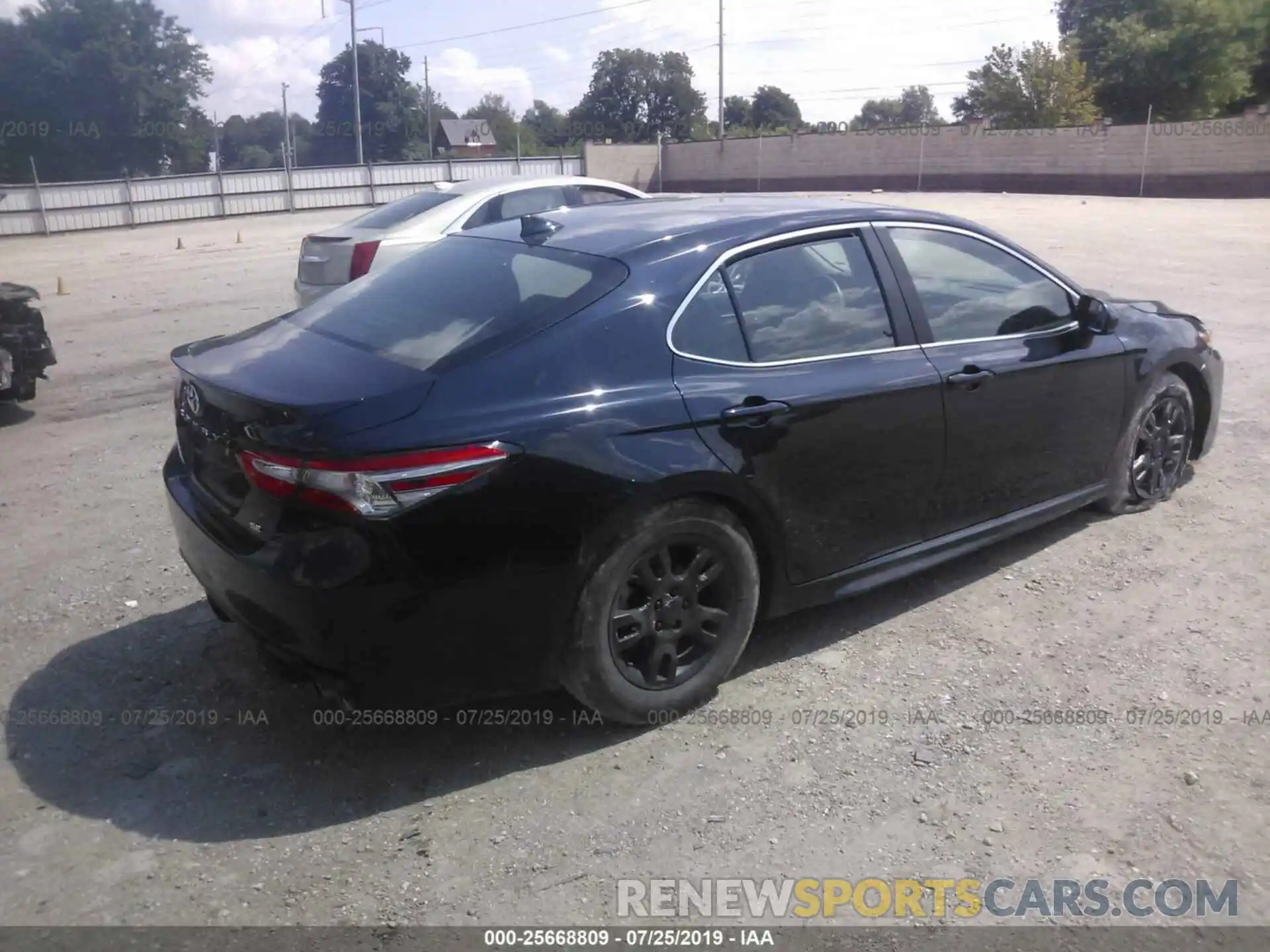 4 Photograph of a damaged car 4T1B11HKXKU235479 TOYOTA CAMRY 2019