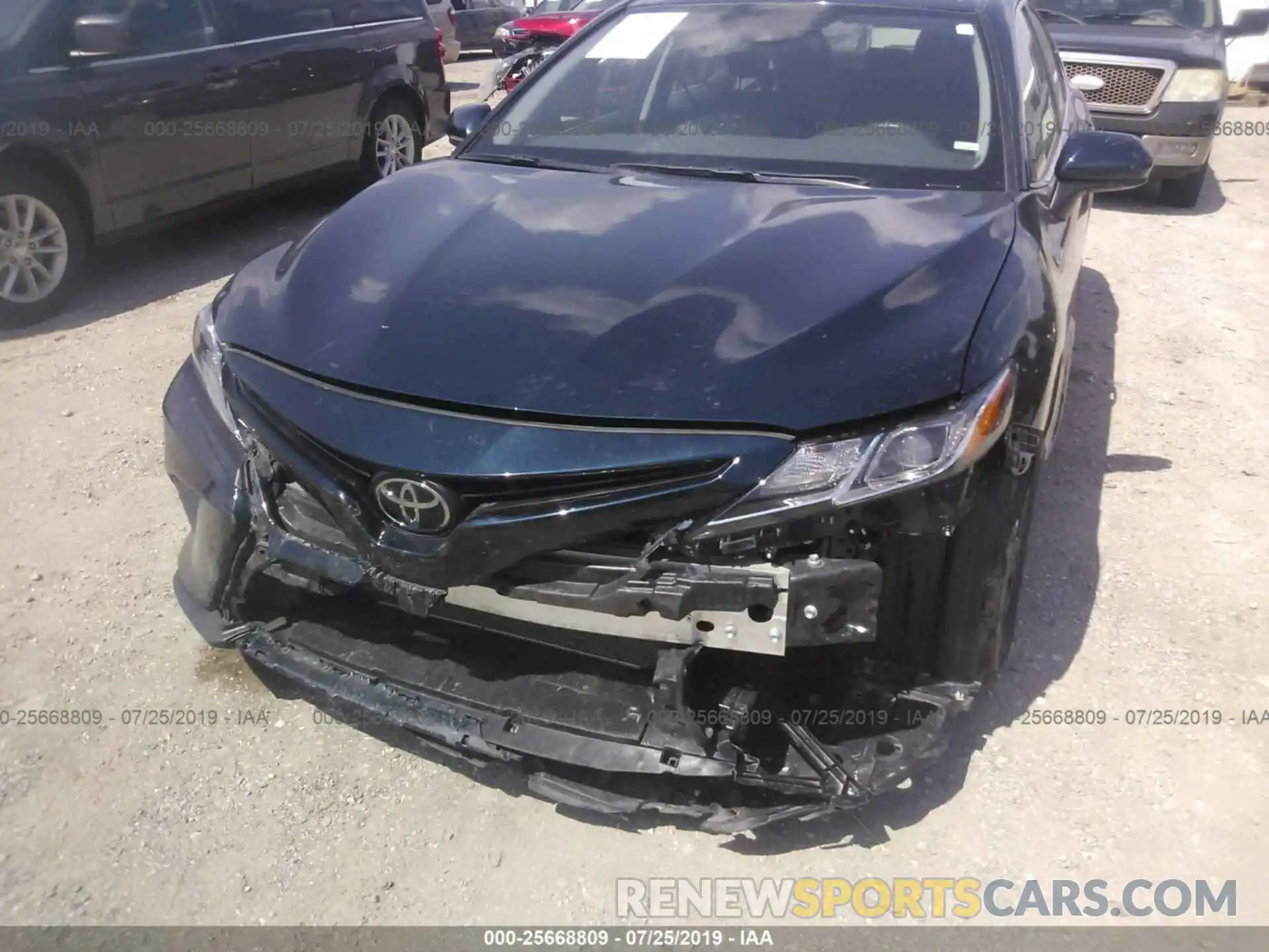 6 Photograph of a damaged car 4T1B11HKXKU235479 TOYOTA CAMRY 2019