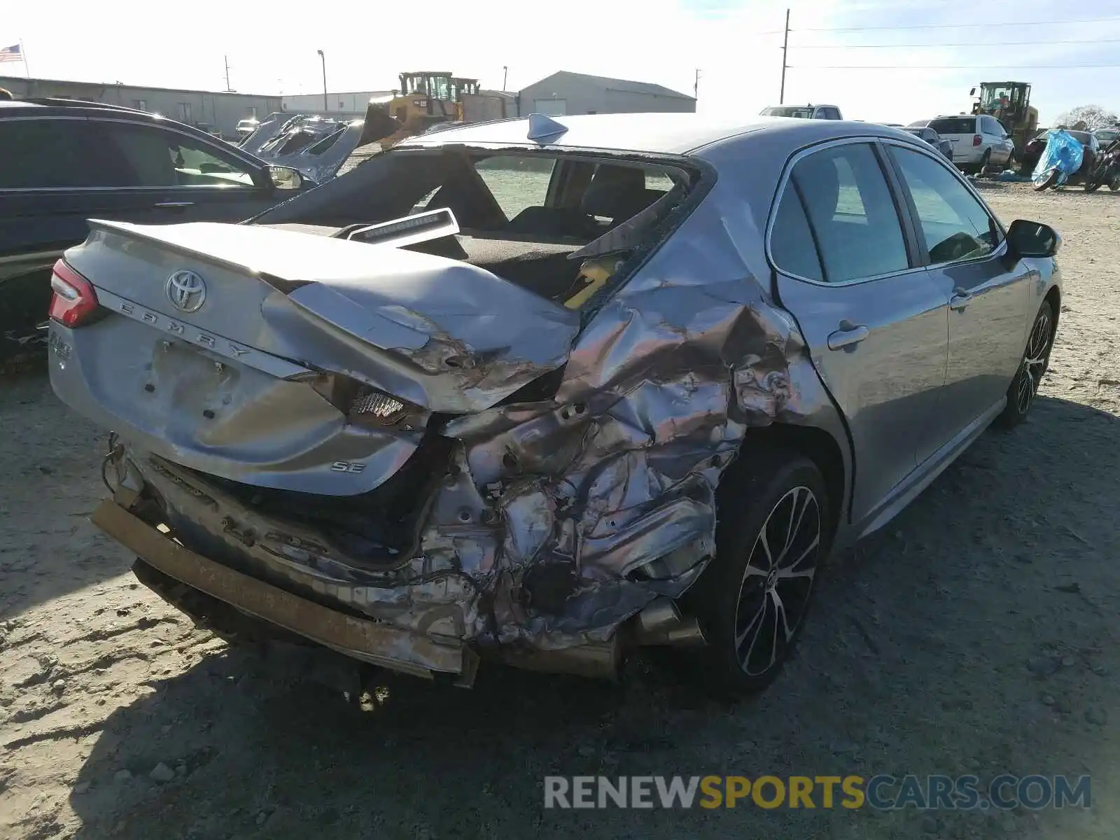 4 Photograph of a damaged car 4T1B11HKXKU235661 TOYOTA CAMRY 2019