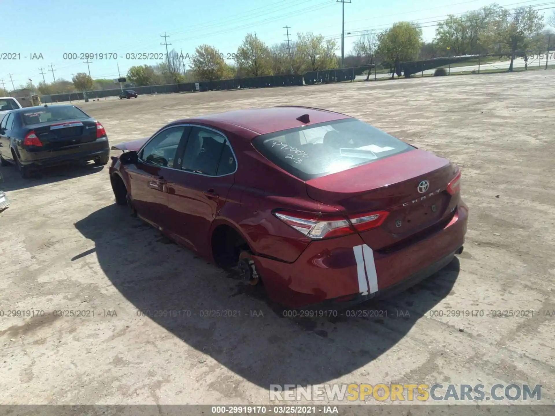 3 Photograph of a damaged car 4T1B11HKXKU236177 TOYOTA CAMRY 2019