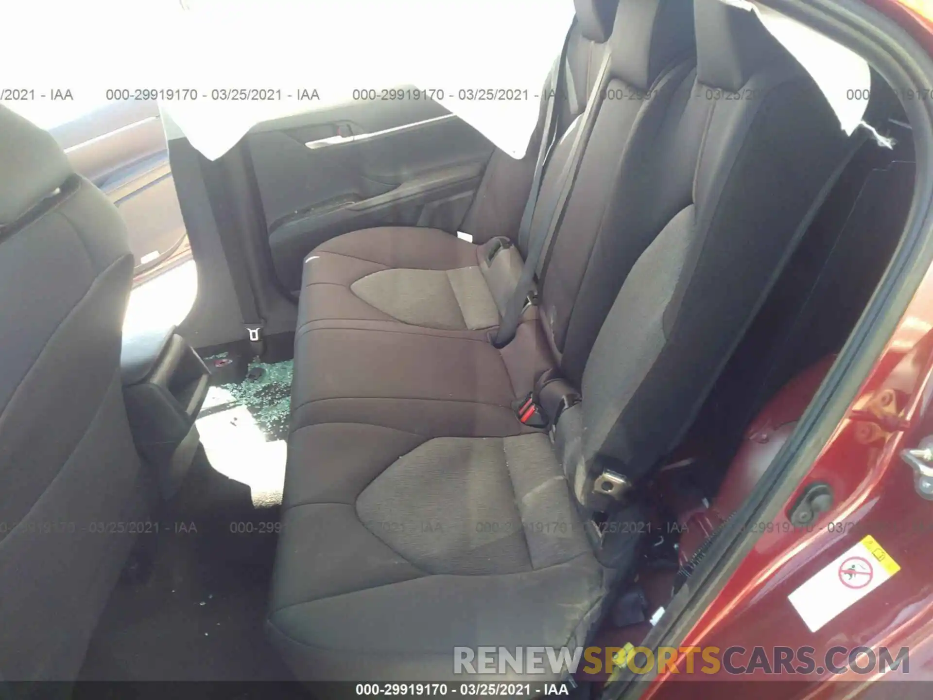 8 Photograph of a damaged car 4T1B11HKXKU236177 TOYOTA CAMRY 2019