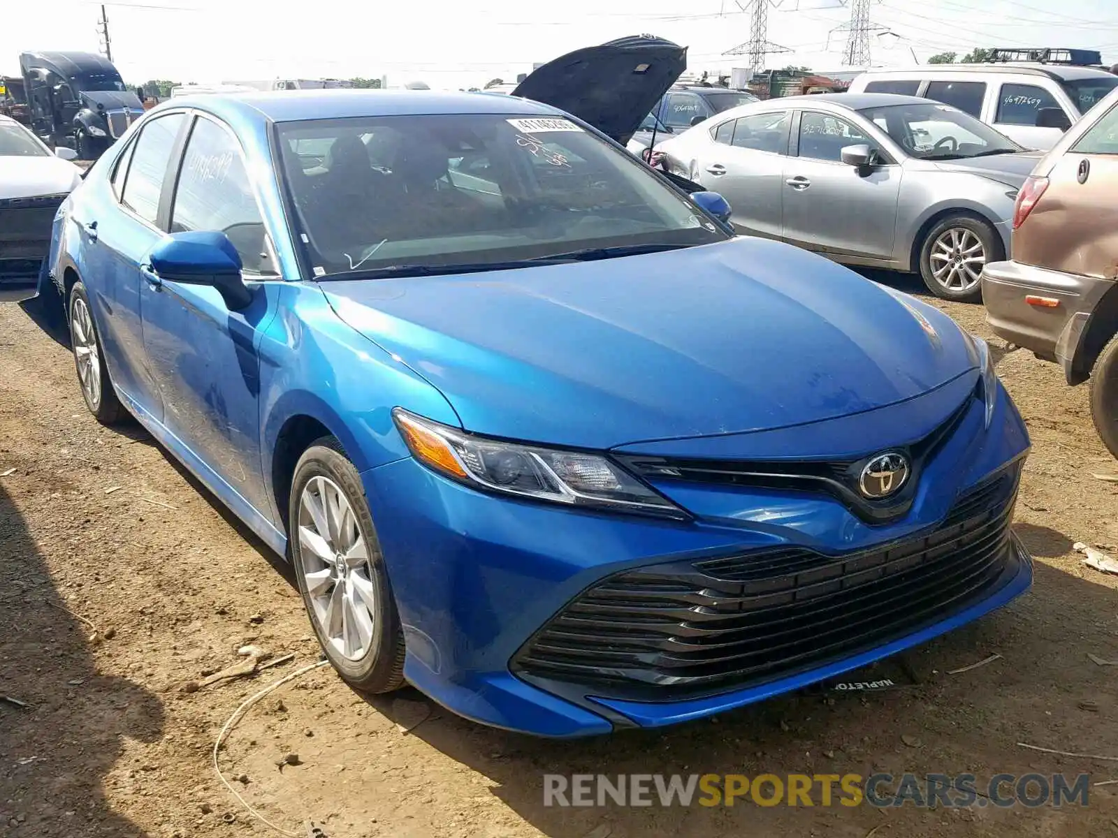 1 Photograph of a damaged car 4T1B11HKXKU236356 TOYOTA CAMRY 2019