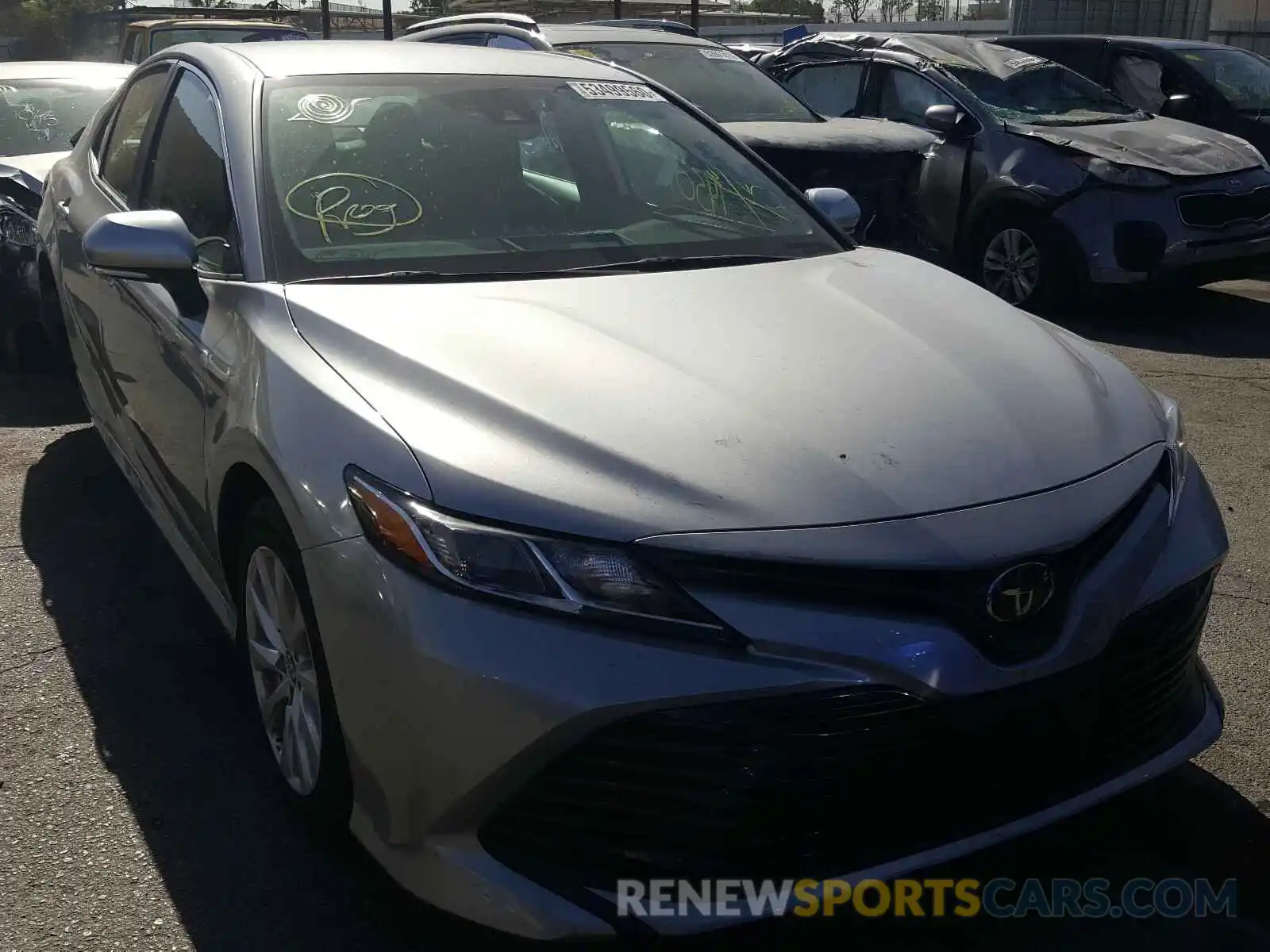 1 Photograph of a damaged car 4T1B11HKXKU236759 TOYOTA CAMRY 2019