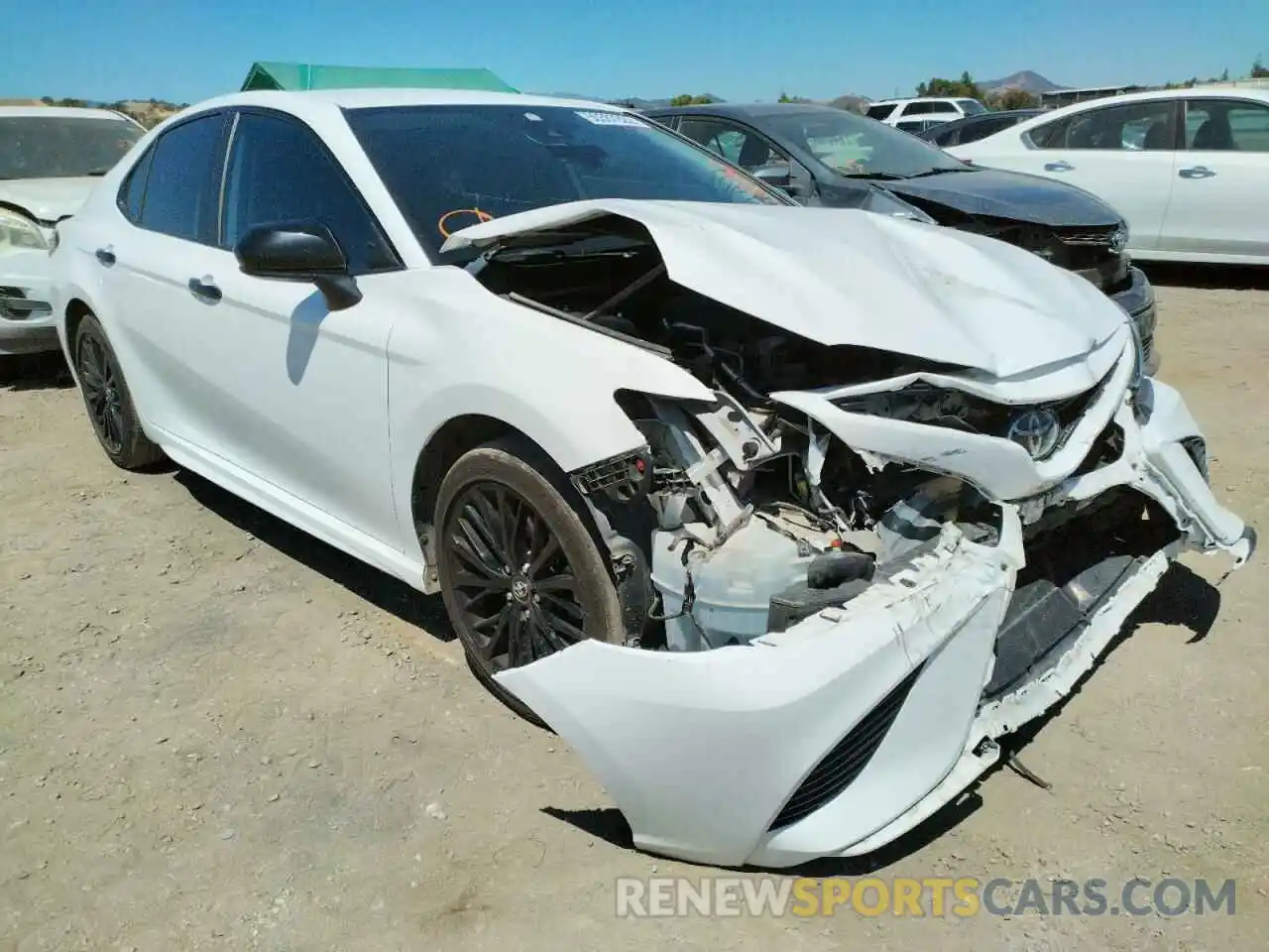 1 Photograph of a damaged car 4T1B11HKXKU237300 TOYOTA CAMRY 2019