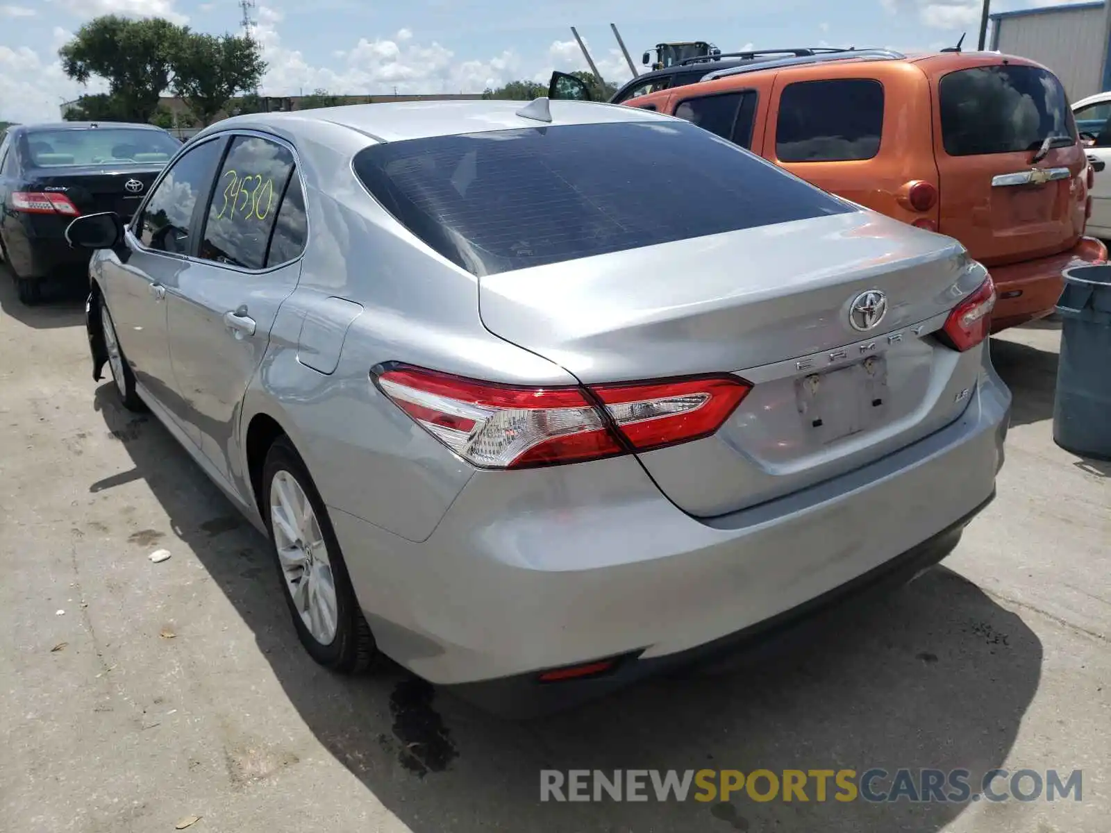 3 Photograph of a damaged car 4T1B11HKXKU240133 TOYOTA CAMRY 2019