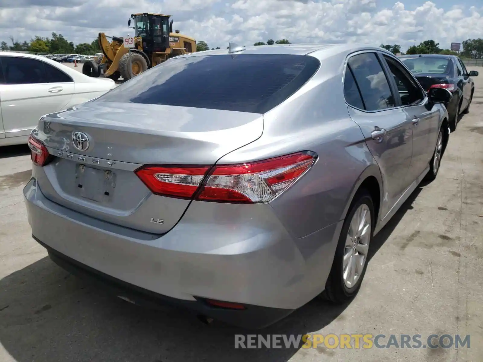 4 Photograph of a damaged car 4T1B11HKXKU240133 TOYOTA CAMRY 2019