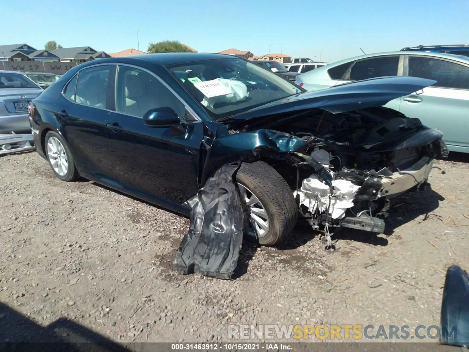 1 Photograph of a damaged car 4T1B11HKXKU240164 TOYOTA CAMRY 2019