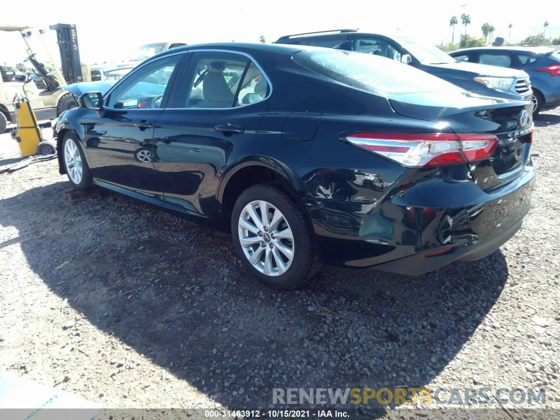 3 Photograph of a damaged car 4T1B11HKXKU240164 TOYOTA CAMRY 2019