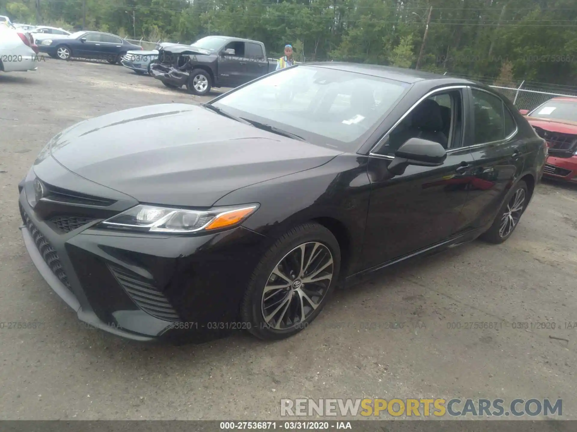 2 Photograph of a damaged car 4T1B11HKXKU240519 TOYOTA CAMRY 2019