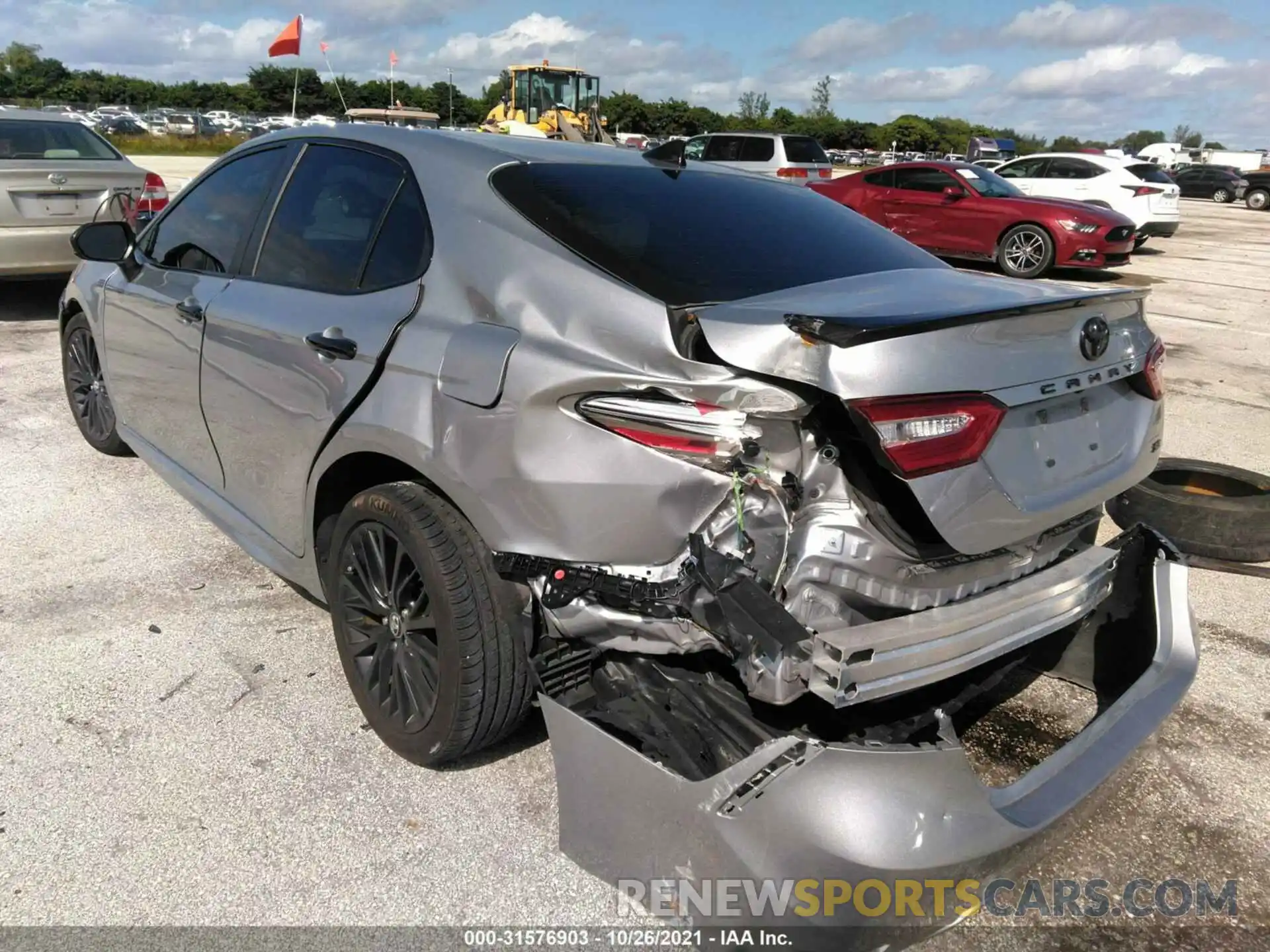 3 Photograph of a damaged car 4T1B11HKXKU241542 TOYOTA CAMRY 2019