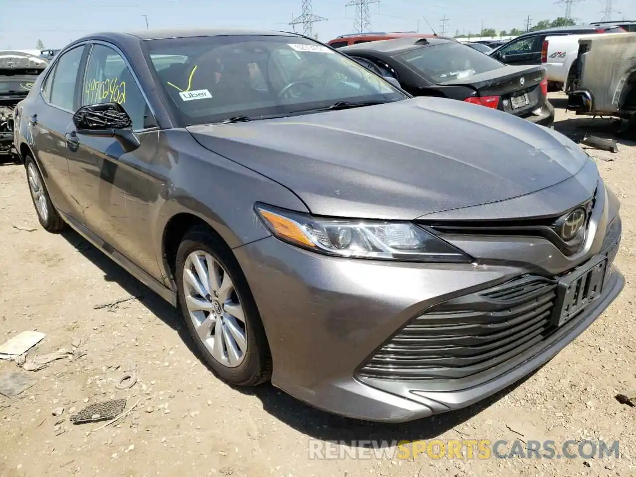 1 Фотография поврежденного автомобиля 4T1B11HKXKU243923 TOYOTA CAMRY 2019