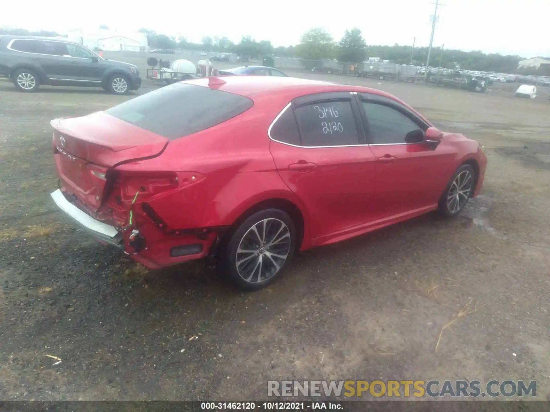 4 Photograph of a damaged car 4T1B11HKXKU245073 TOYOTA CAMRY 2019