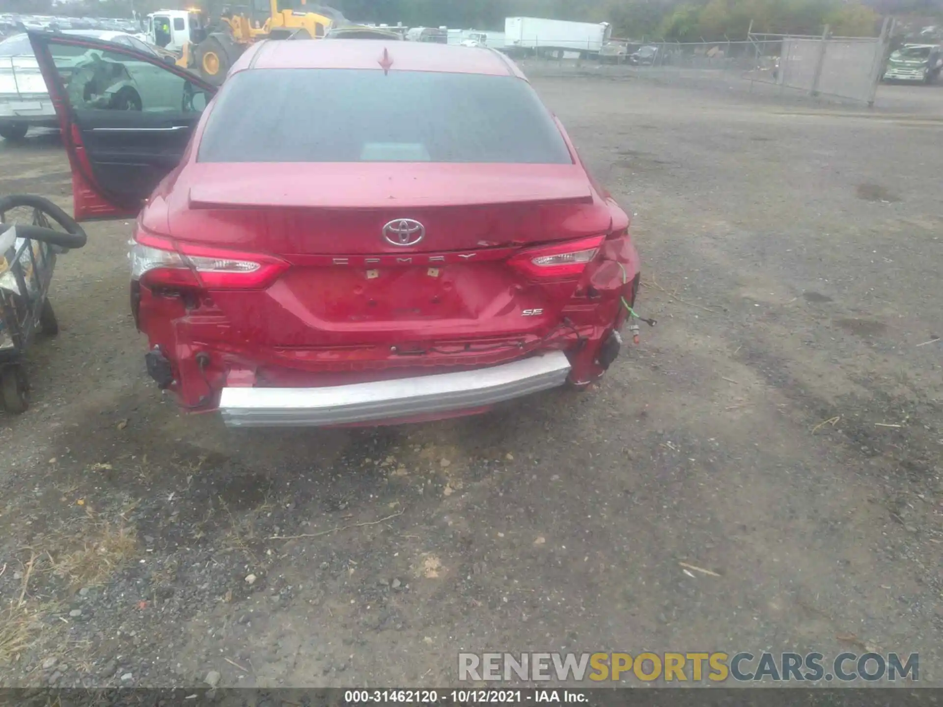 6 Photograph of a damaged car 4T1B11HKXKU245073 TOYOTA CAMRY 2019