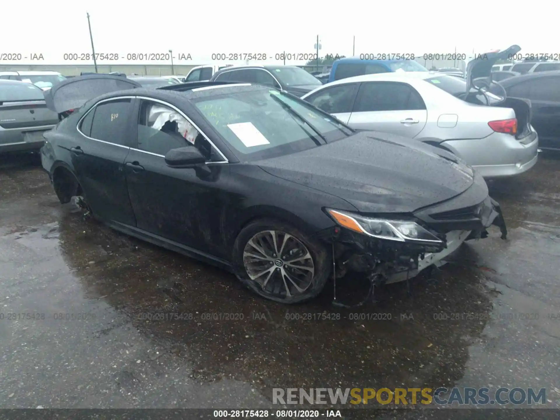 1 Photograph of a damaged car 4T1B11HKXKU245381 TOYOTA CAMRY 2019