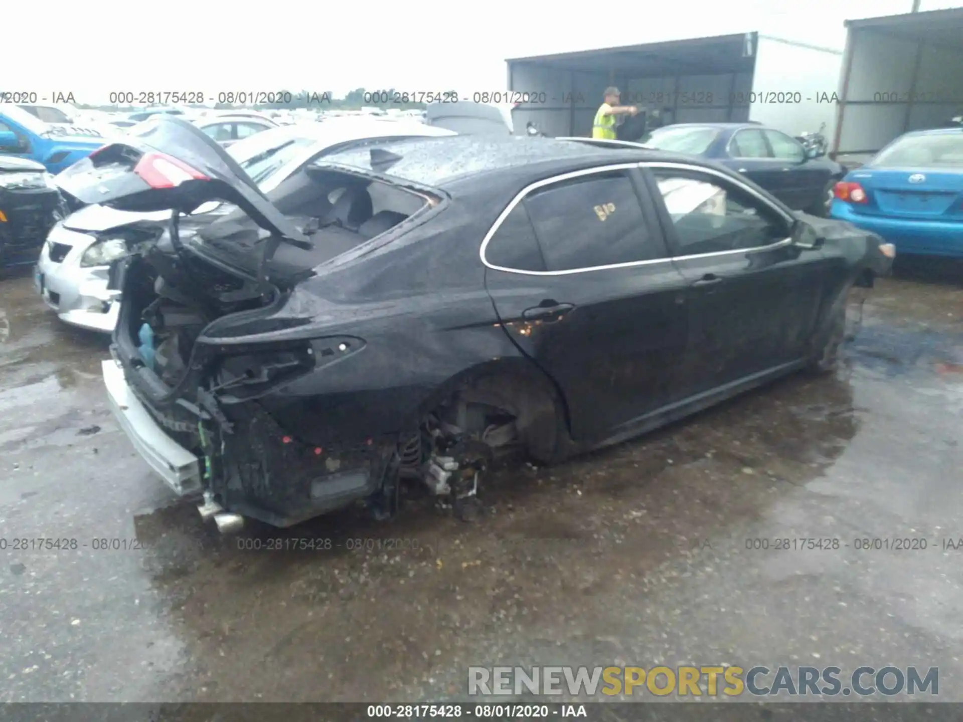 4 Photograph of a damaged car 4T1B11HKXKU245381 TOYOTA CAMRY 2019