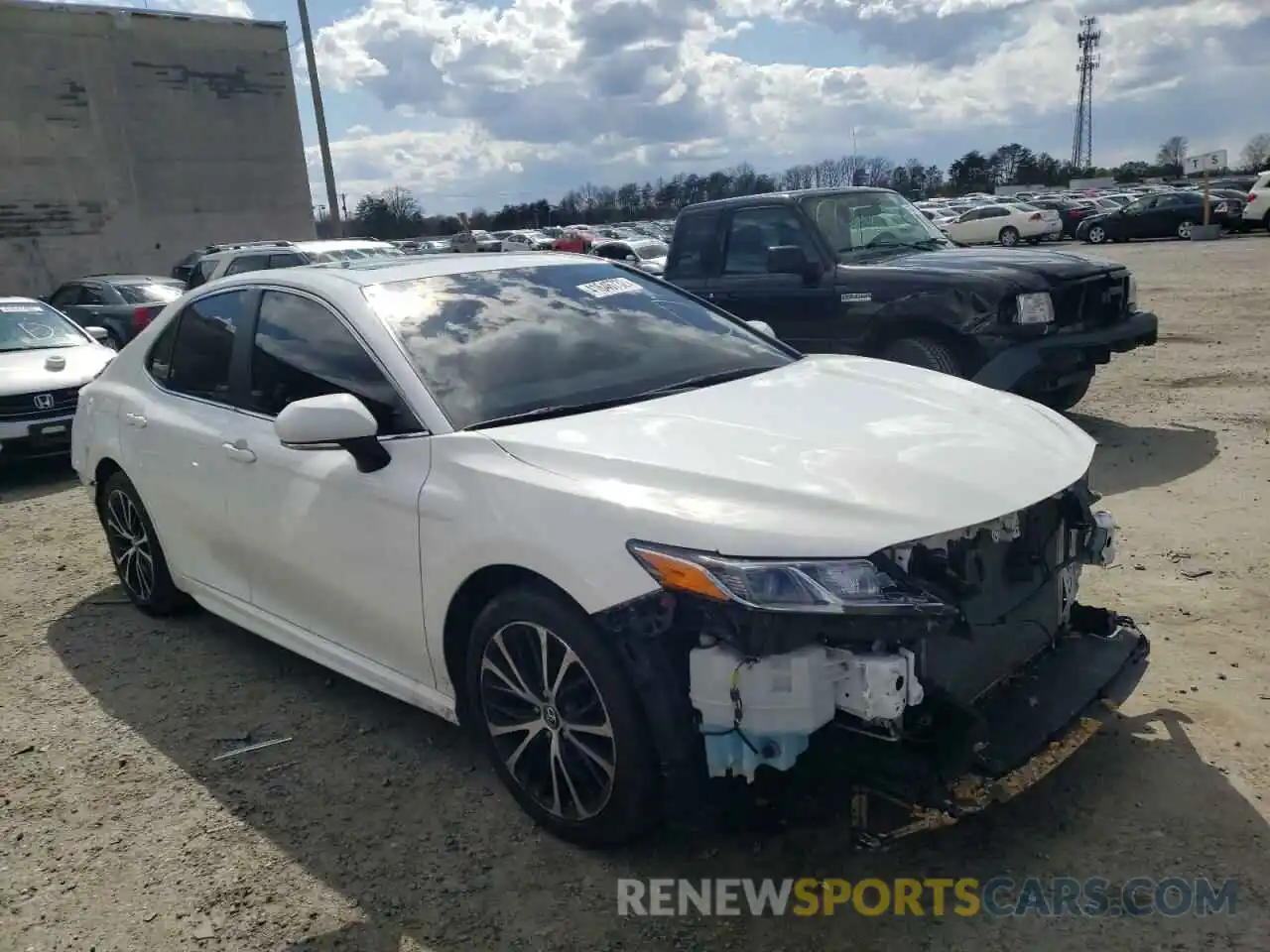 1 Photograph of a damaged car 4T1B11HKXKU245820 TOYOTA CAMRY 2019