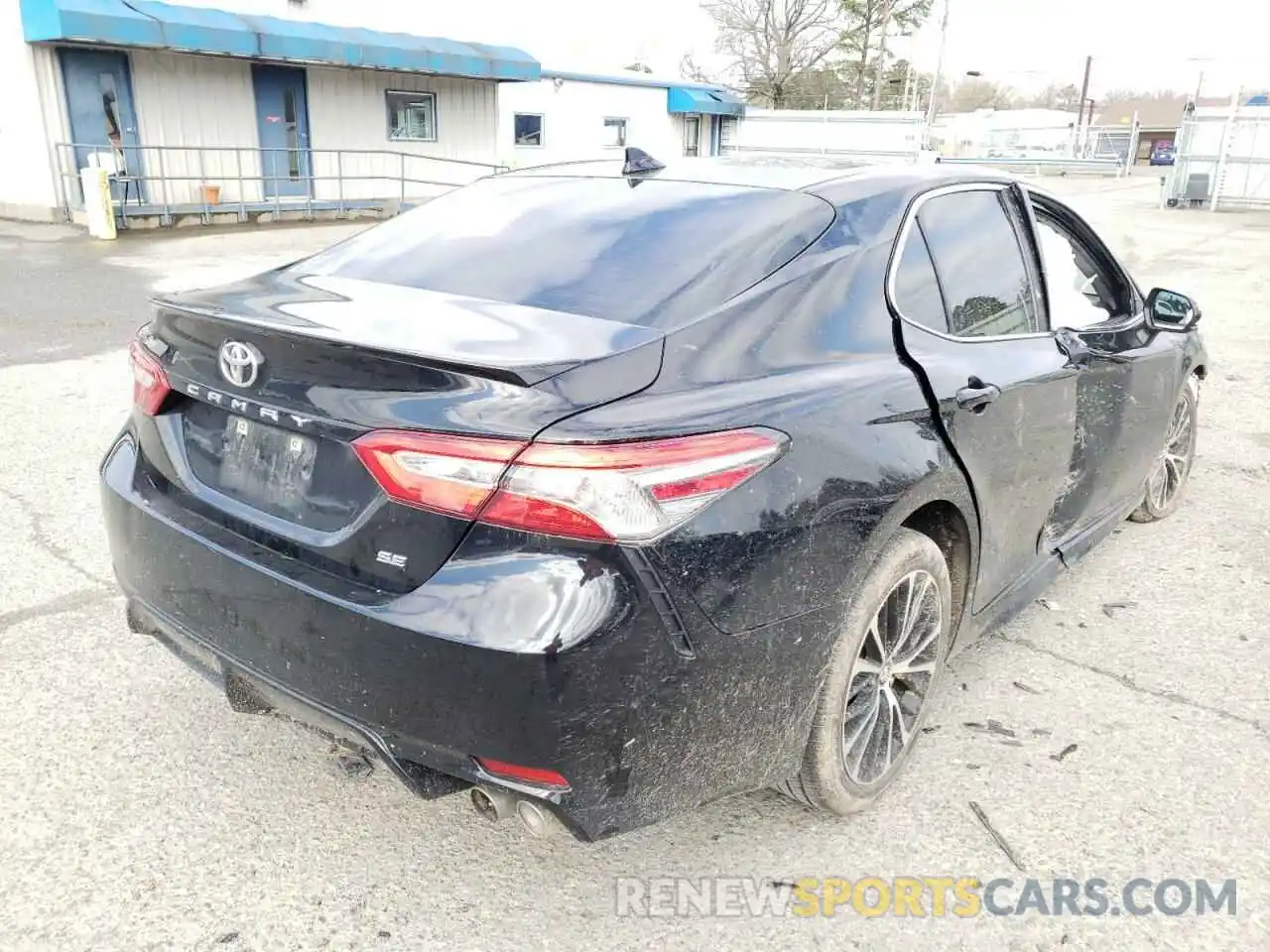 4 Photograph of a damaged car 4T1B11HKXKU247809 TOYOTA CAMRY 2019