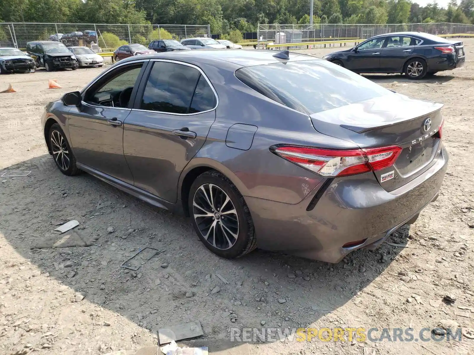 3 Photograph of a damaged car 4T1B11HKXKU249754 TOYOTA CAMRY 2019