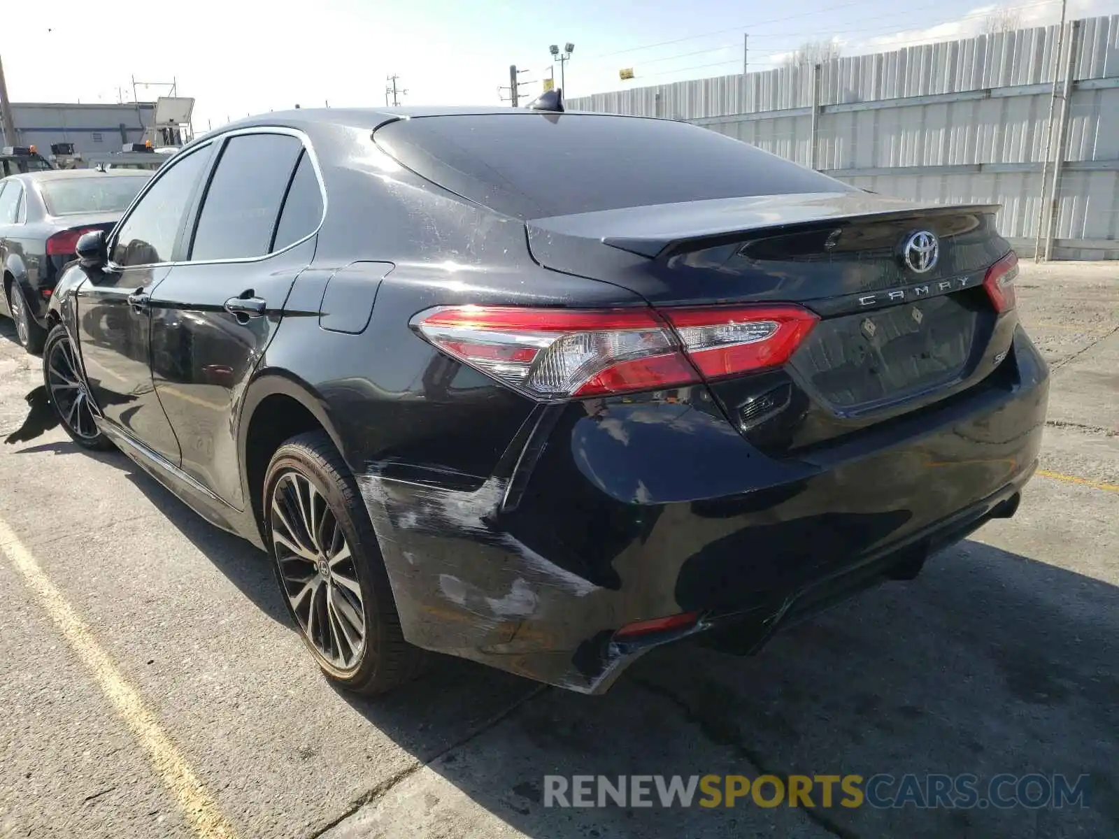 3 Photograph of a damaged car 4T1B11HKXKU250242 TOYOTA CAMRY 2019