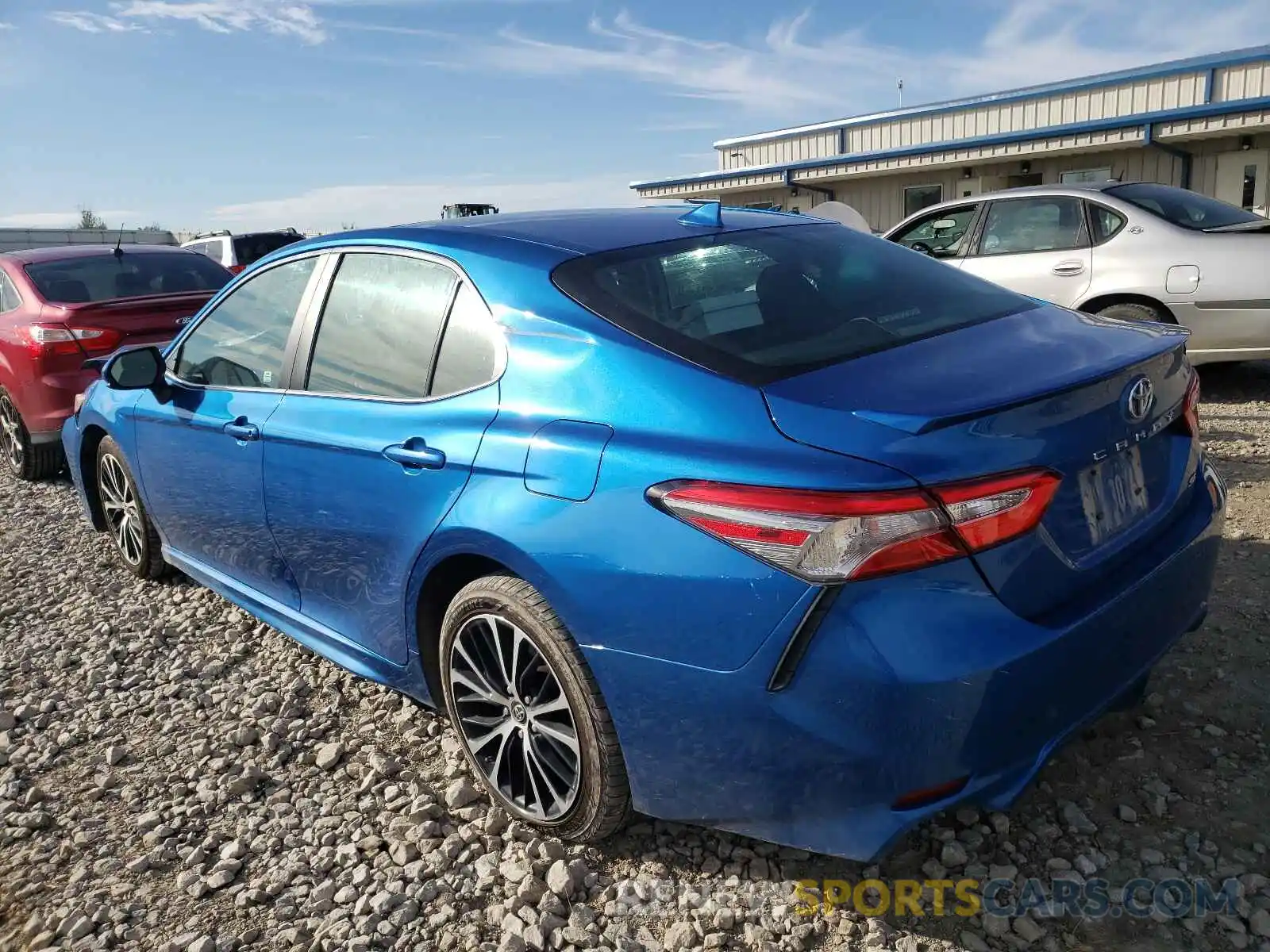 3 Photograph of a damaged car 4T1B11HKXKU250970 TOYOTA CAMRY 2019