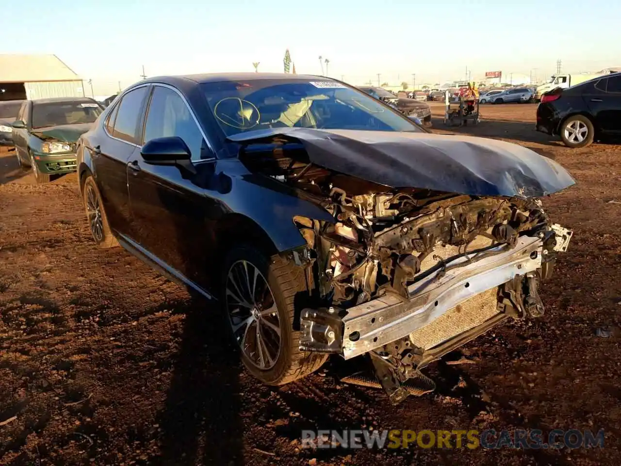 1 Photograph of a damaged car 4T1B11HKXKU251195 TOYOTA CAMRY 2019