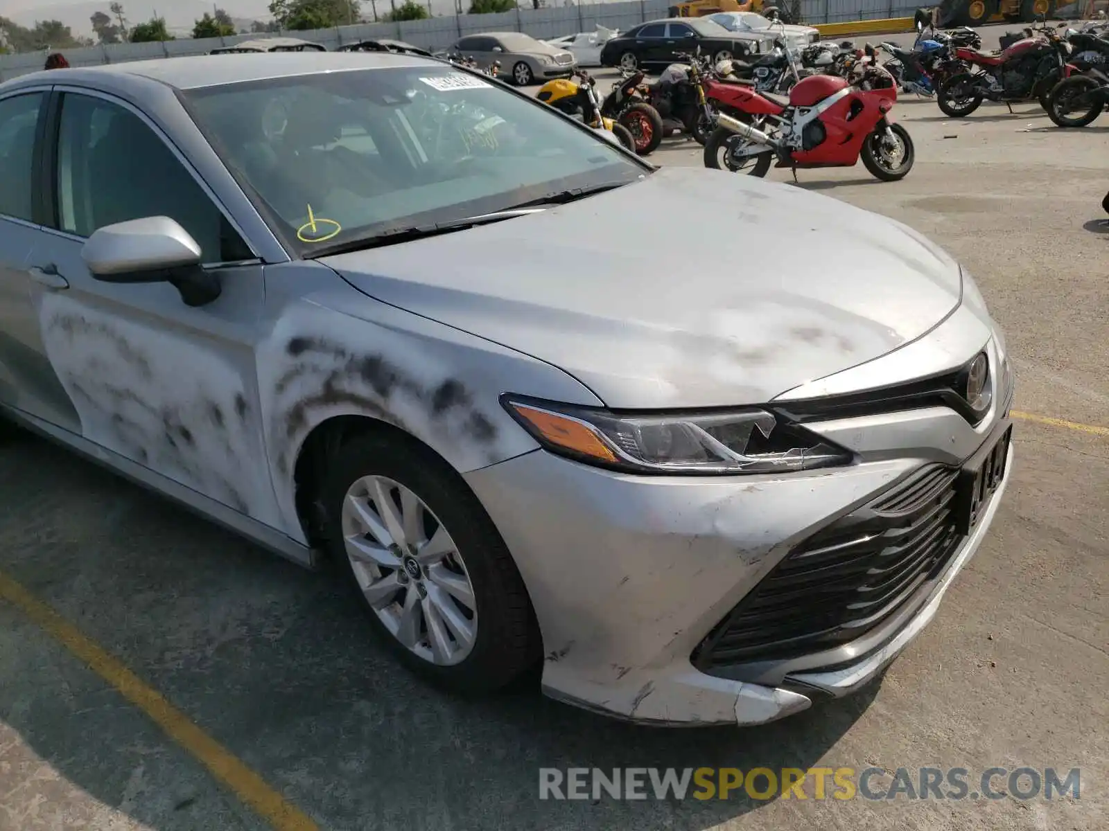 9 Photograph of a damaged car 4T1B11HKXKU251200 TOYOTA CAMRY 2019