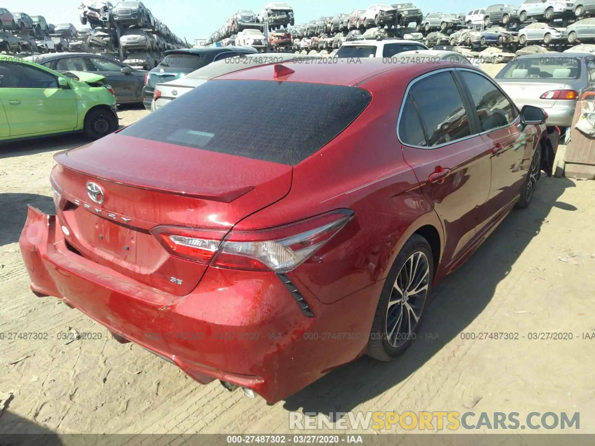 4 Фотография поврежденного автомобиля 4T1B11HKXKU252752 TOYOTA CAMRY 2019