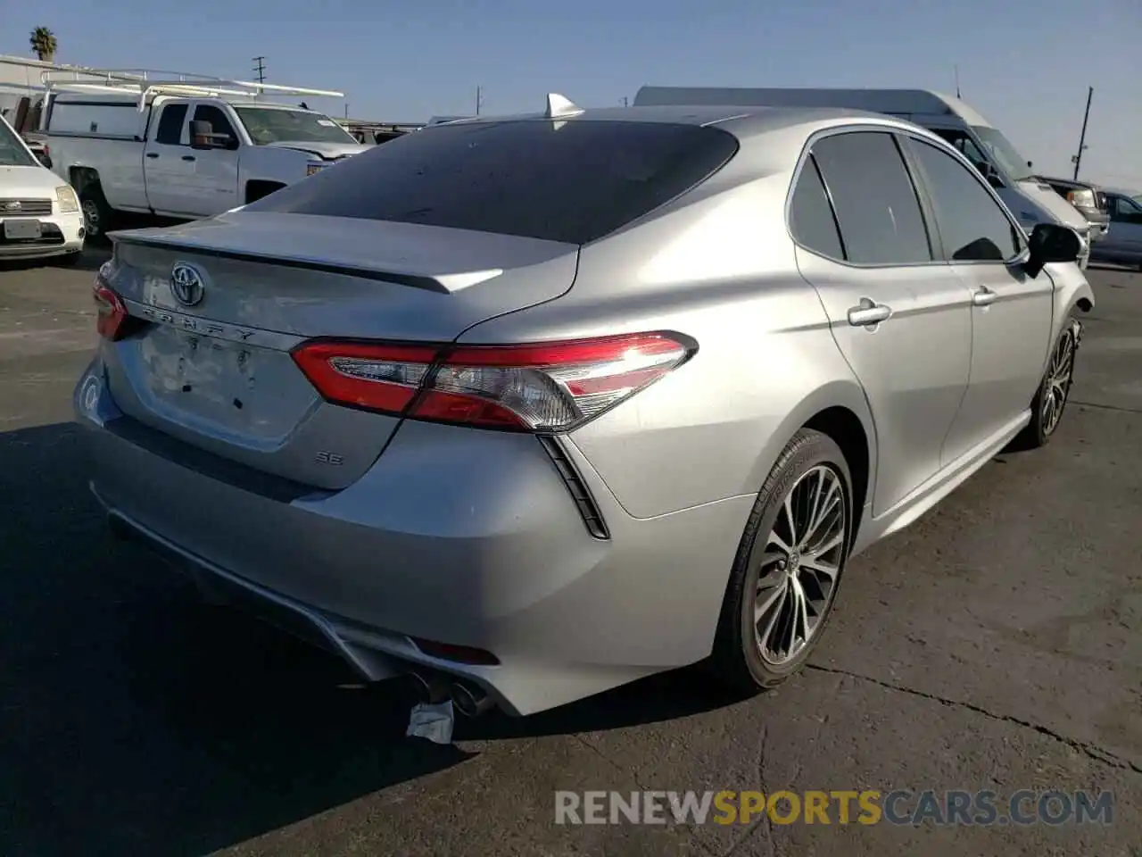 4 Фотография поврежденного автомобиля 4T1B11HKXKU252931 TOYOTA CAMRY 2019