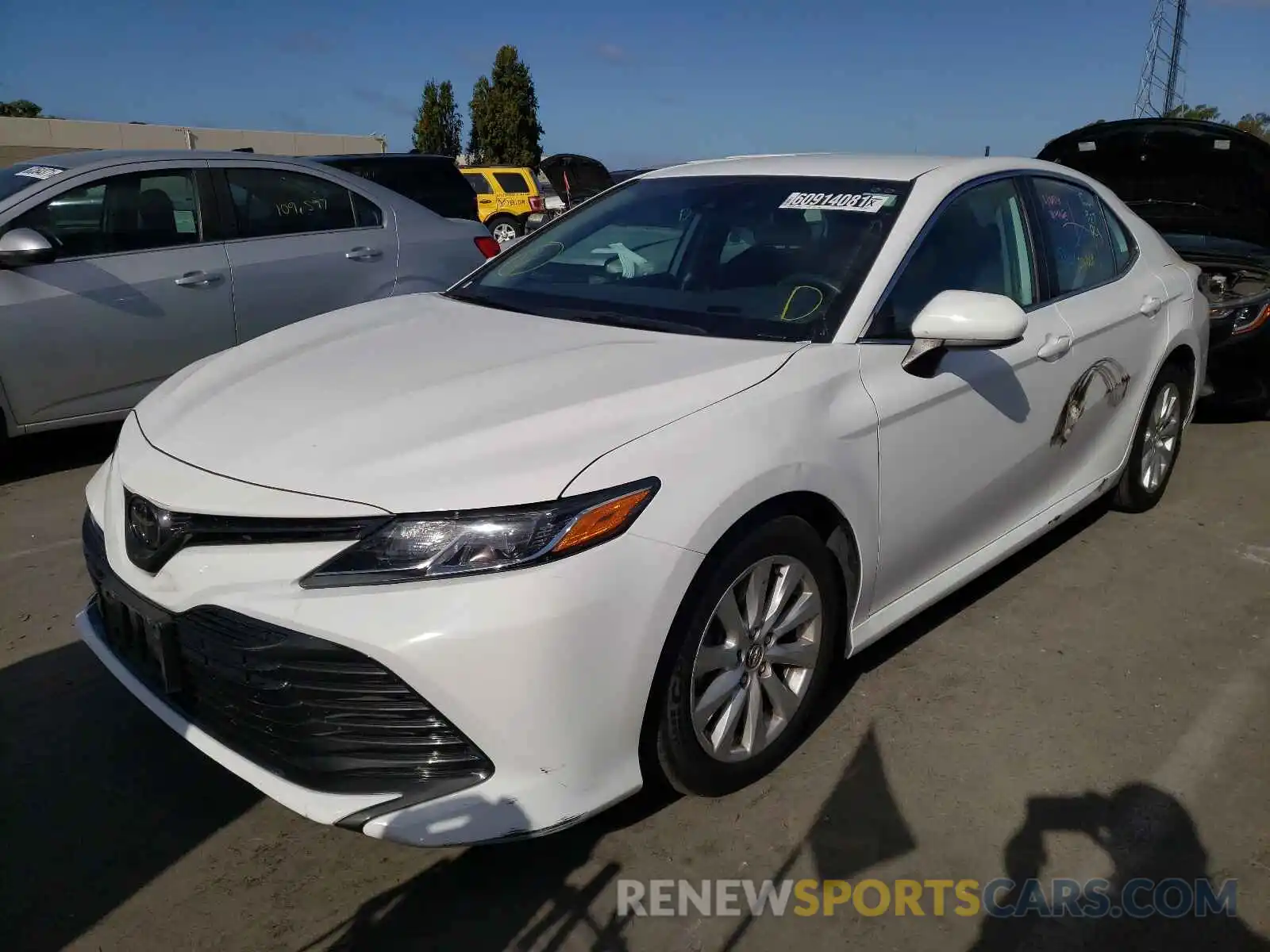 2 Photograph of a damaged car 4T1B11HKXKU253058 TOYOTA CAMRY 2019