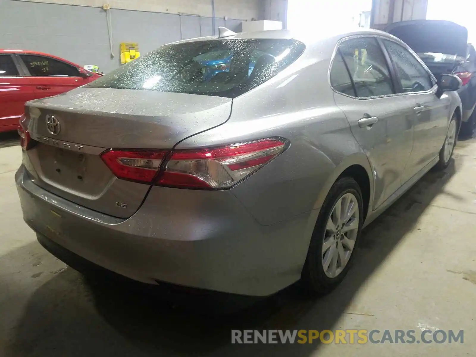 4 Photograph of a damaged car 4T1B11HKXKU254808 TOYOTA CAMRY 2019