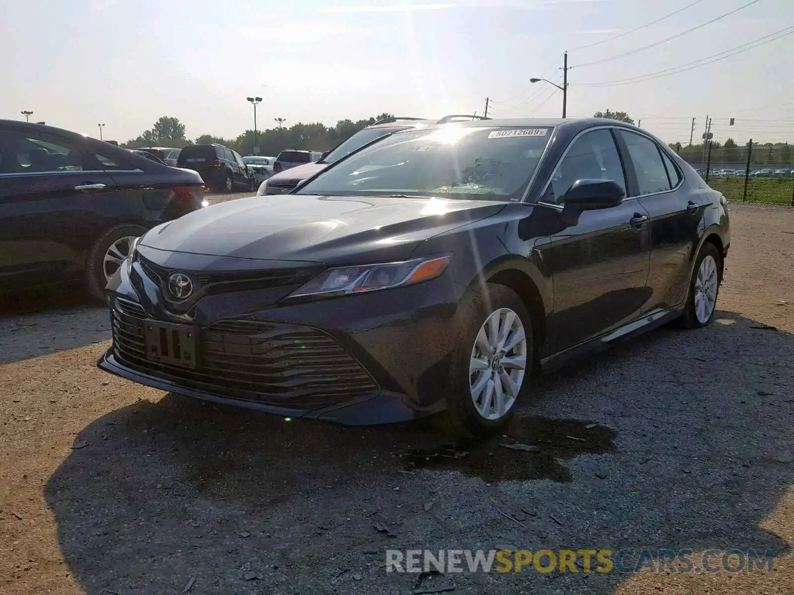 2 Photograph of a damaged car 4T1B11HKXKU254825 TOYOTA CAMRY 2019