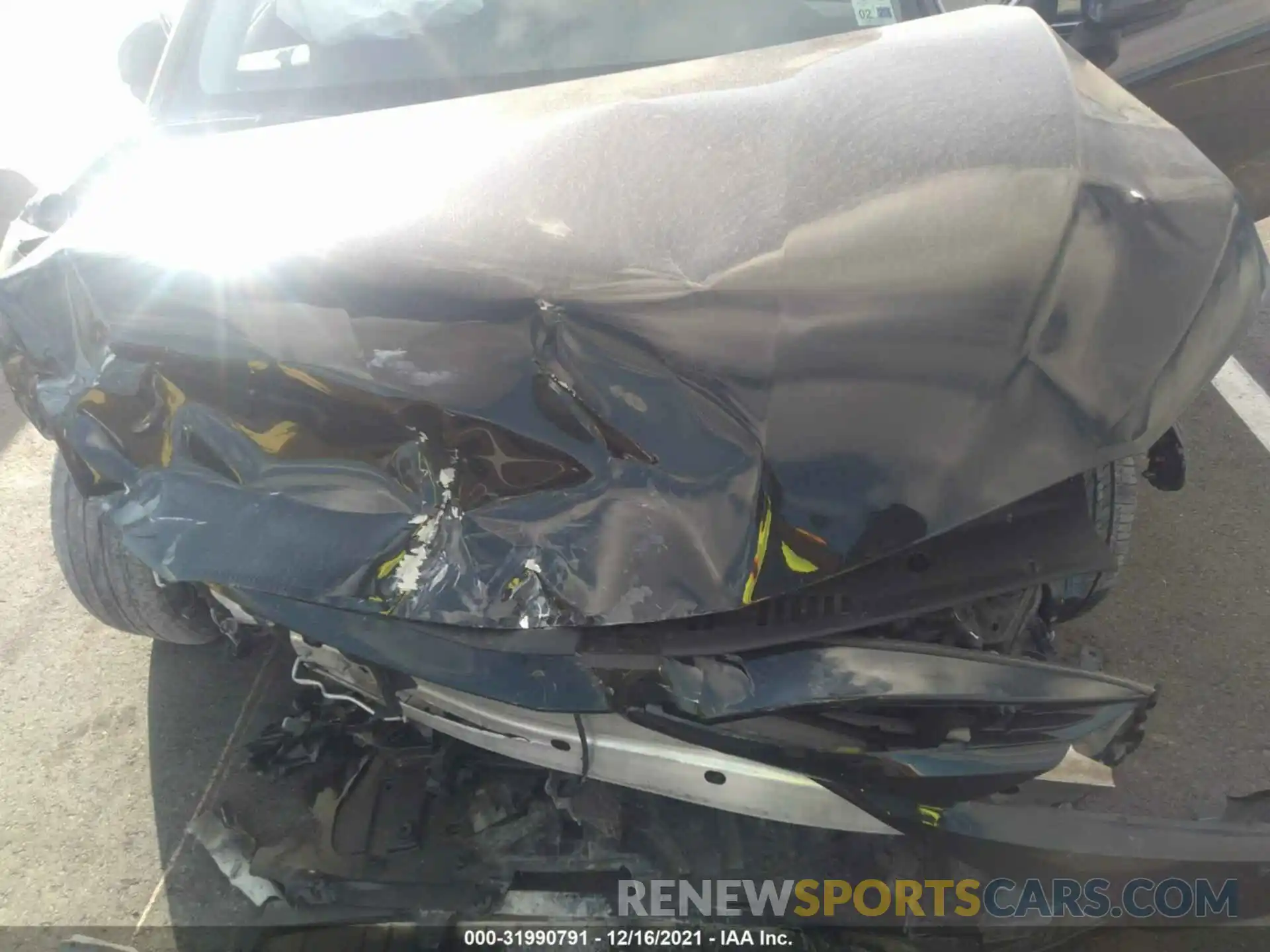 10 Photograph of a damaged car 4T1B11HKXKU254985 TOYOTA CAMRY 2019