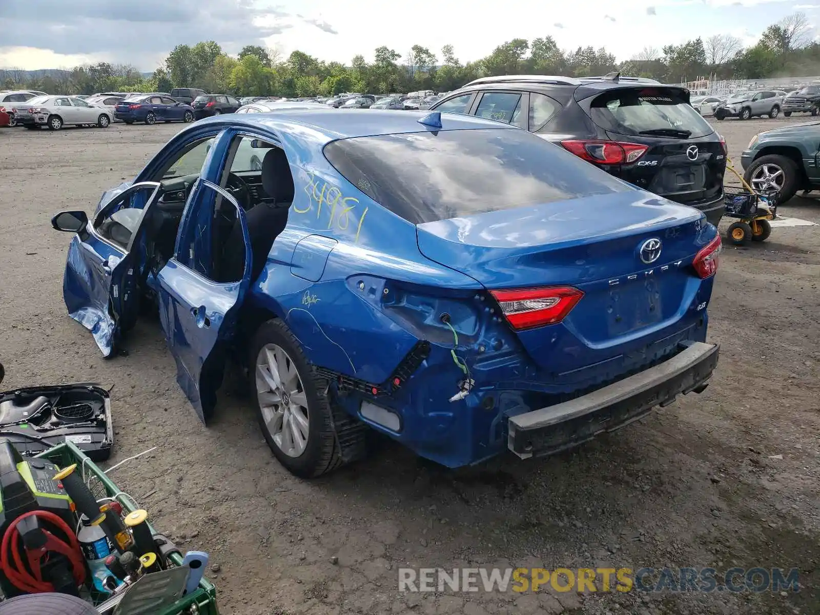 3 Photograph of a damaged car 4T1B11HKXKU255554 TOYOTA CAMRY 2019