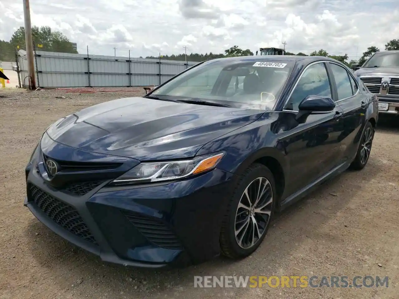 2 Photograph of a damaged car 4T1B11HKXKU255621 TOYOTA CAMRY 2019