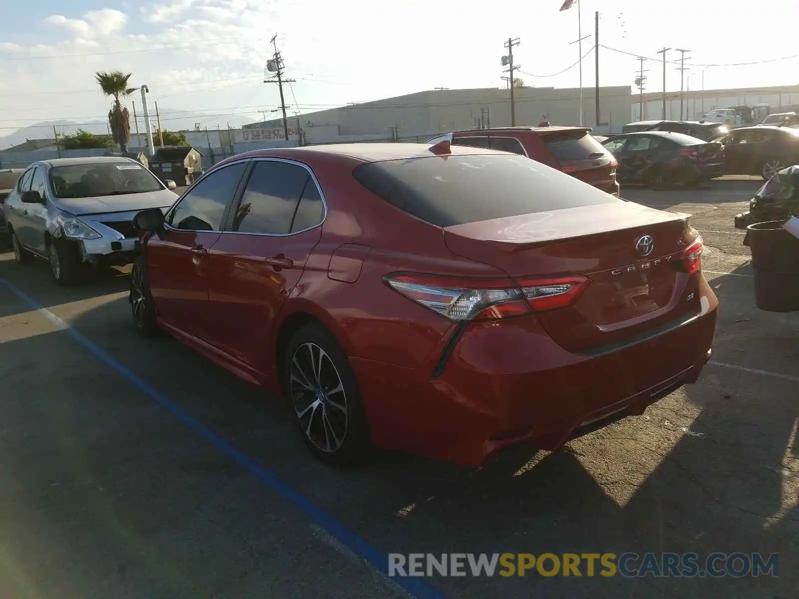 3 Photograph of a damaged car 4T1B11HKXKU256798 TOYOTA CAMRY 2019