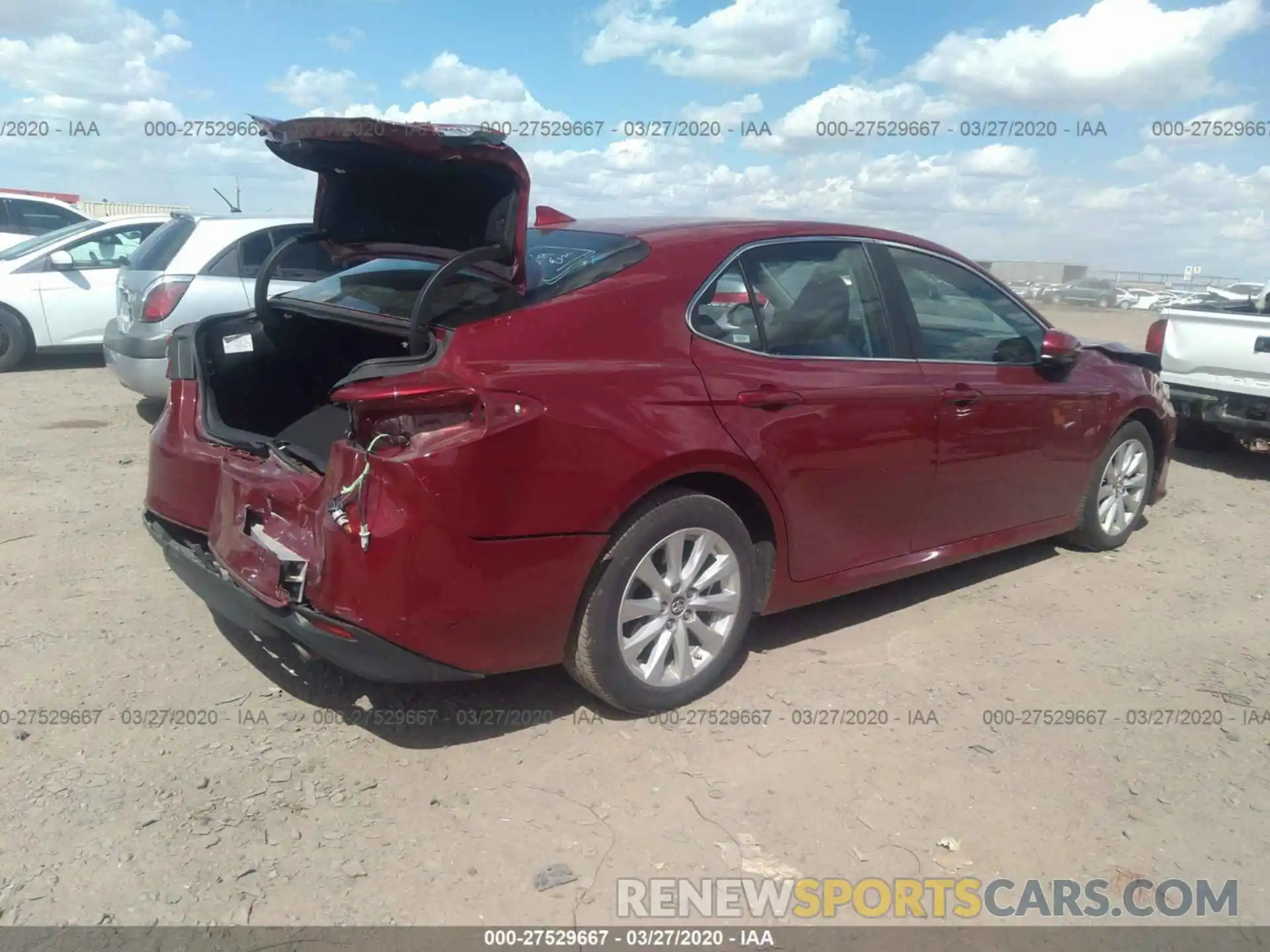 4 Photograph of a damaged car 4T1B11HKXKU257627 TOYOTA CAMRY 2019