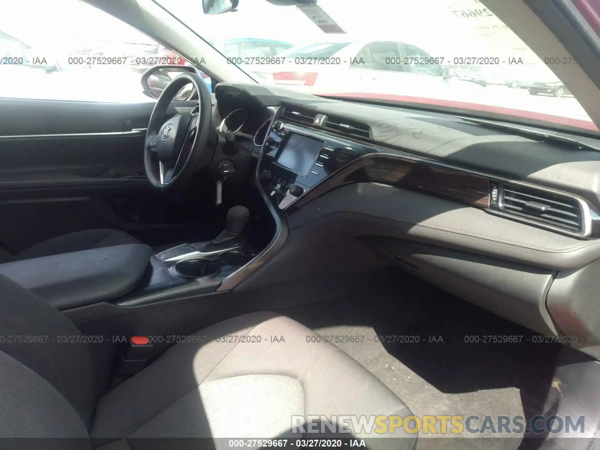 5 Photograph of a damaged car 4T1B11HKXKU257627 TOYOTA CAMRY 2019