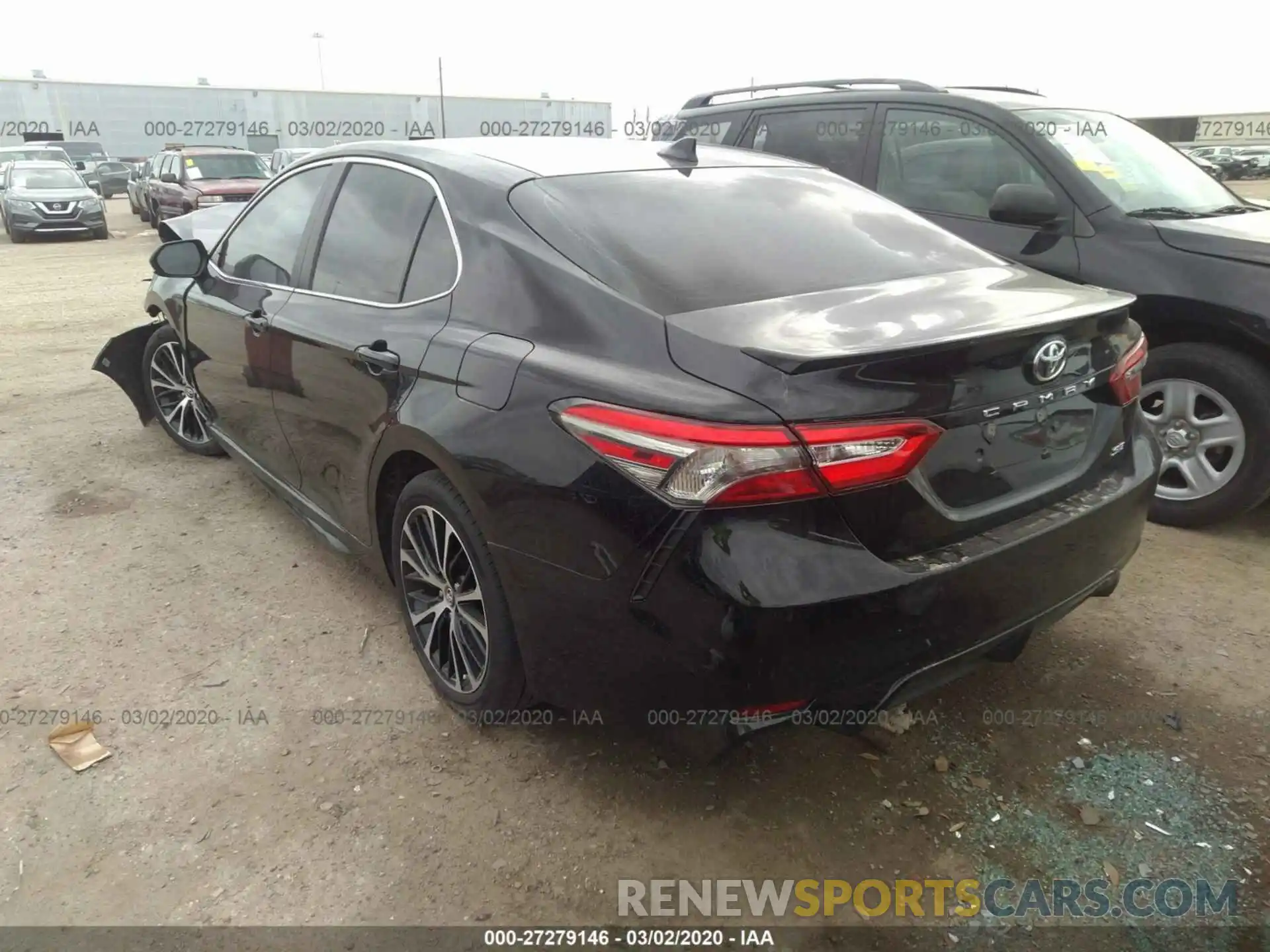 3 Photograph of a damaged car 4T1B11HKXKU257983 TOYOTA CAMRY 2019